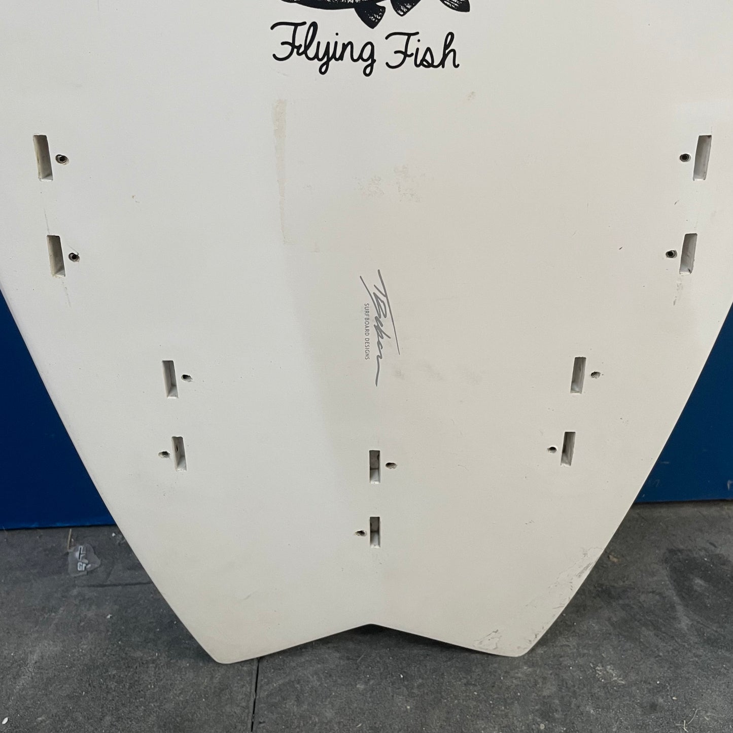 Aqss Flying Fish 5'10" secondhand surfboard fin box close-up