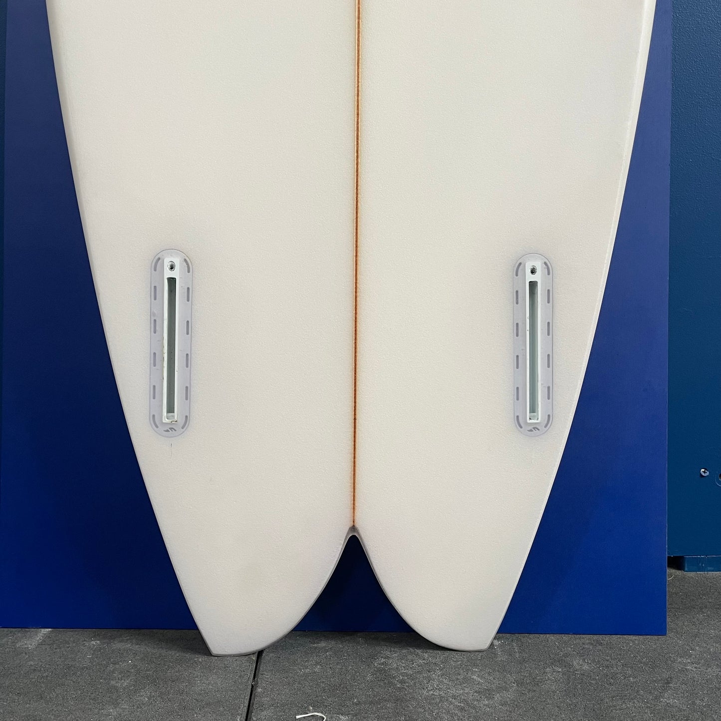 Ben Webb Surfboards Loafer Fish 5'10" secondhand surfboard fin box close-up