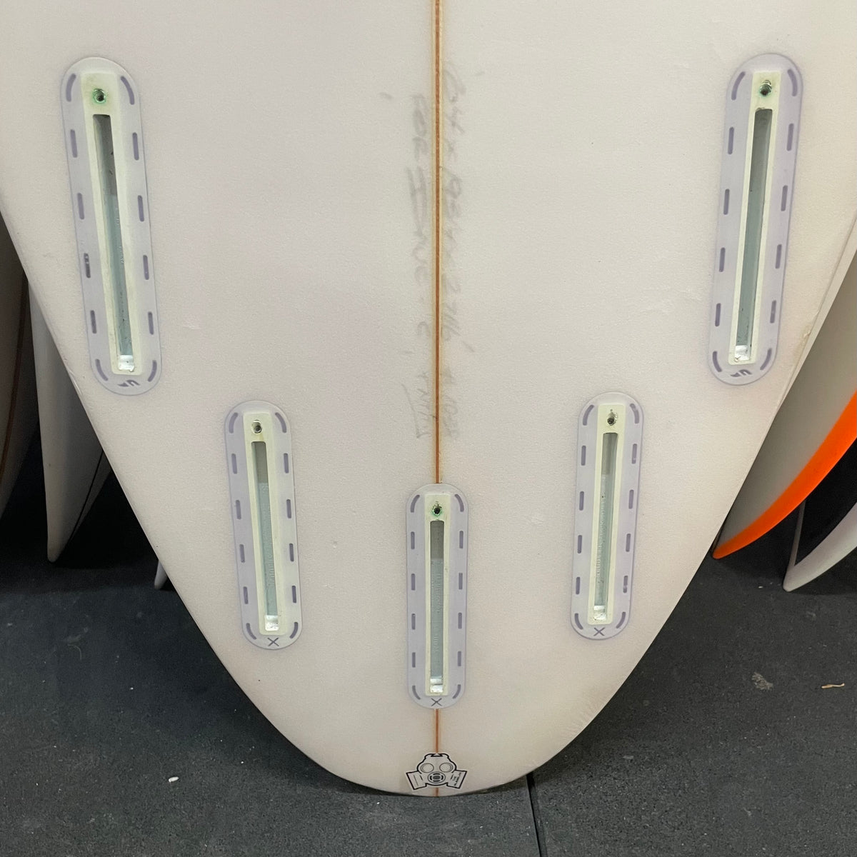 Gary McNeill Entity Pin 6'4" secondhand surfboard fin box close-up