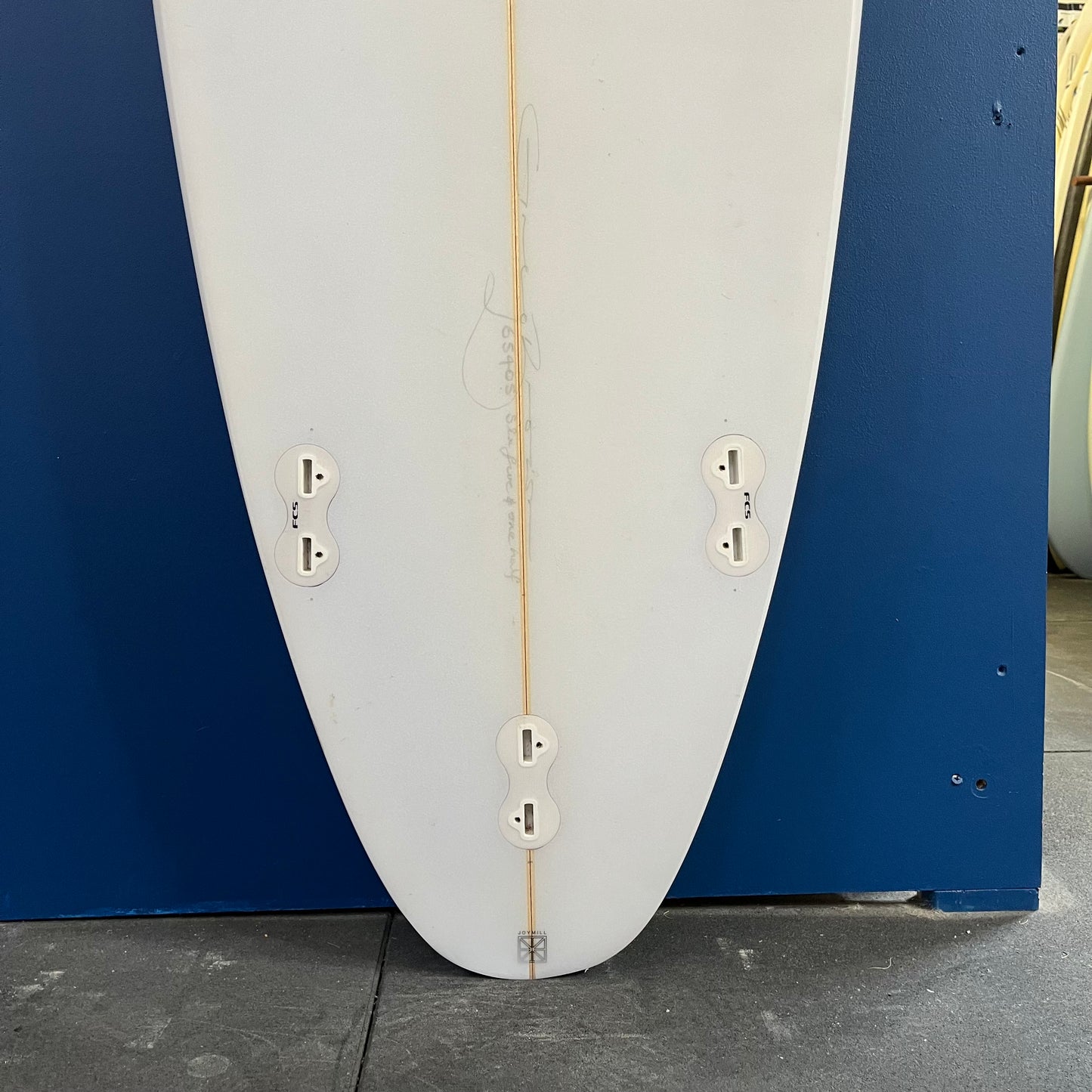 Greg brown/Gash custom WPF 6'5" secondhand surfboard fin box close-up