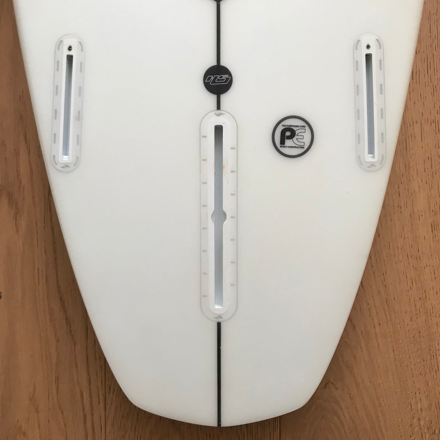 Hayden Shapes Plunder 5'10" secondhand surfboard fin box close-up