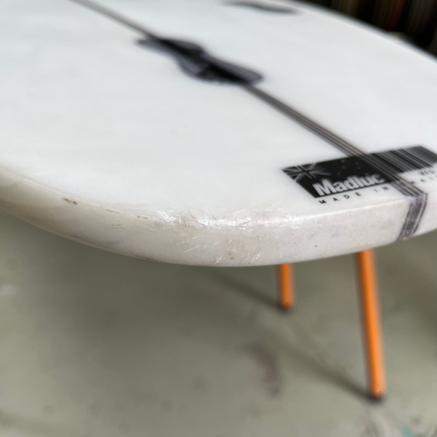 JS Industries Monstabox 2020 6'4" secondhand surfboard scratches
