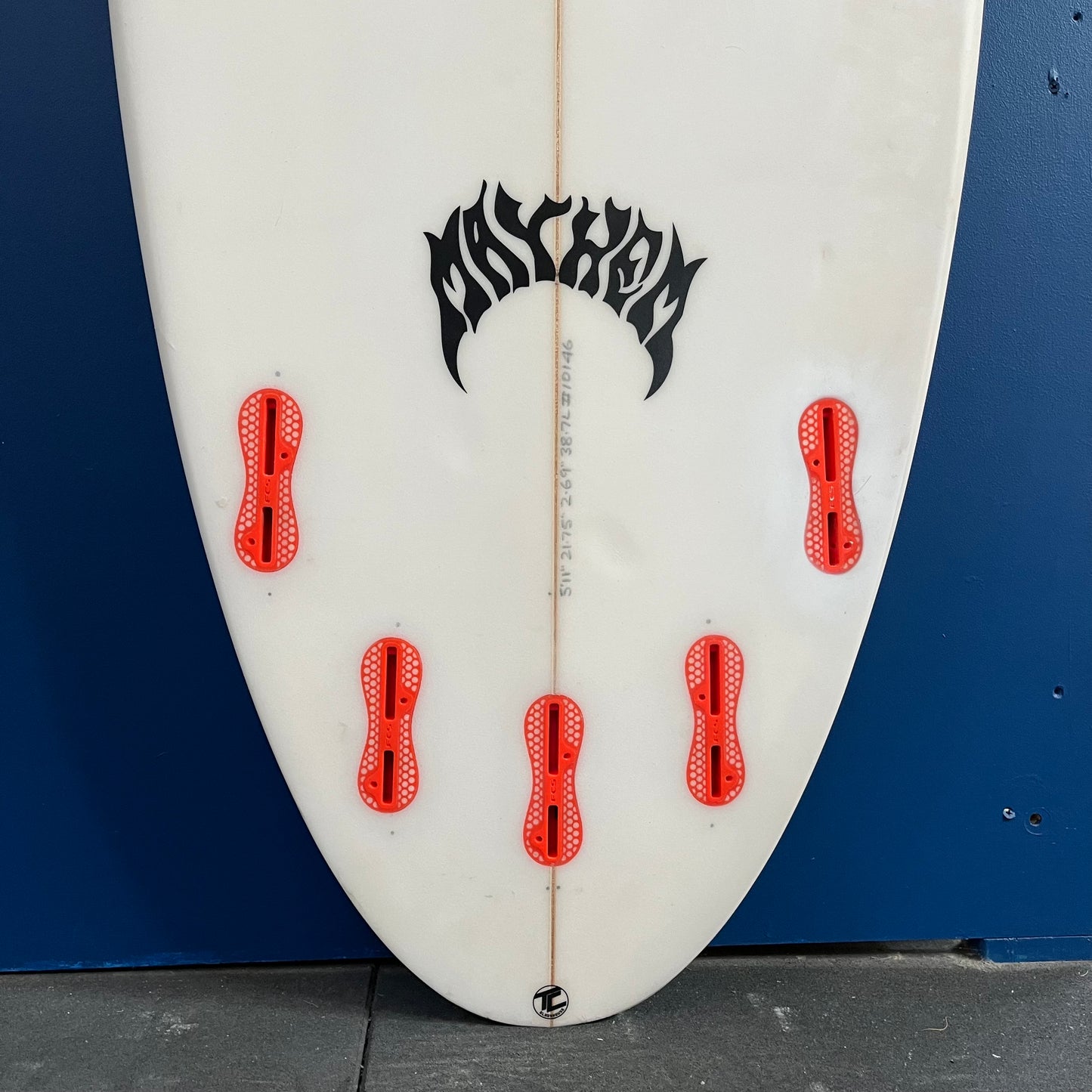 Lost Mayhem Puddle Jumper RP 5'11" secondhand surfboard fin box close-up