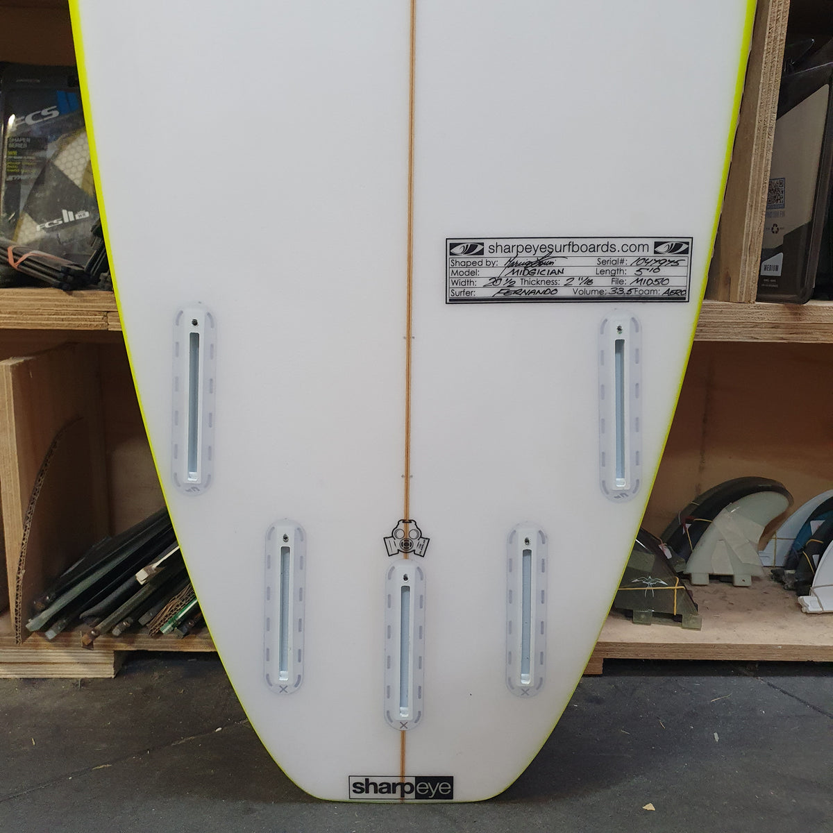 Sharpeye Midgician 5'10" secondhand surfboards fin box close-up