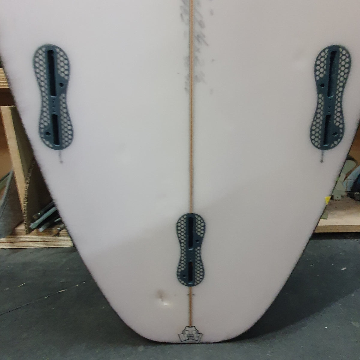 Stacey Grizzly 6'1" secondhand surfboards fin box close-up