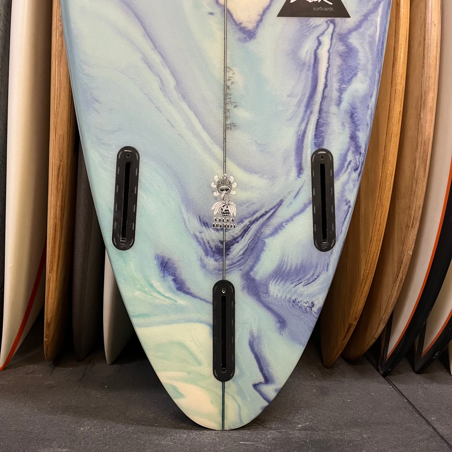 Zak Venus Fly Trap 6'4" secondhand surfboard Futures fin boxes close-up