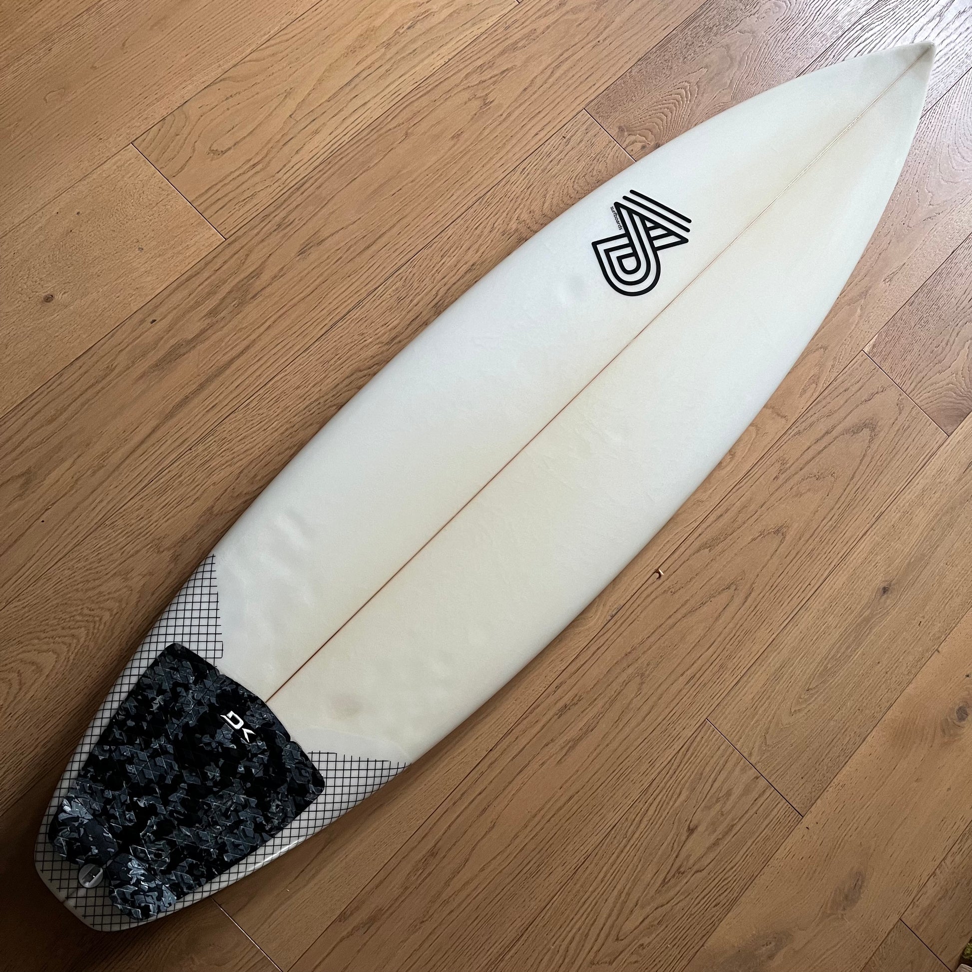 4D Surfboards Two Swords 6'4" secondhand surfboard top view