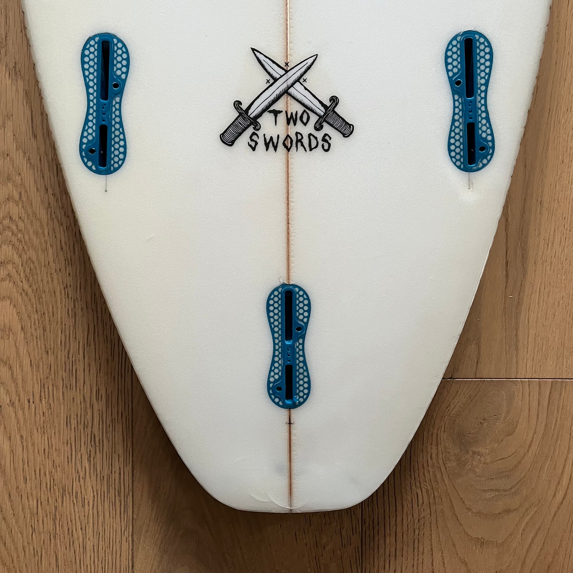 4D Surfboards Two Swords 6'4" secondhand surfboard fin box close-up