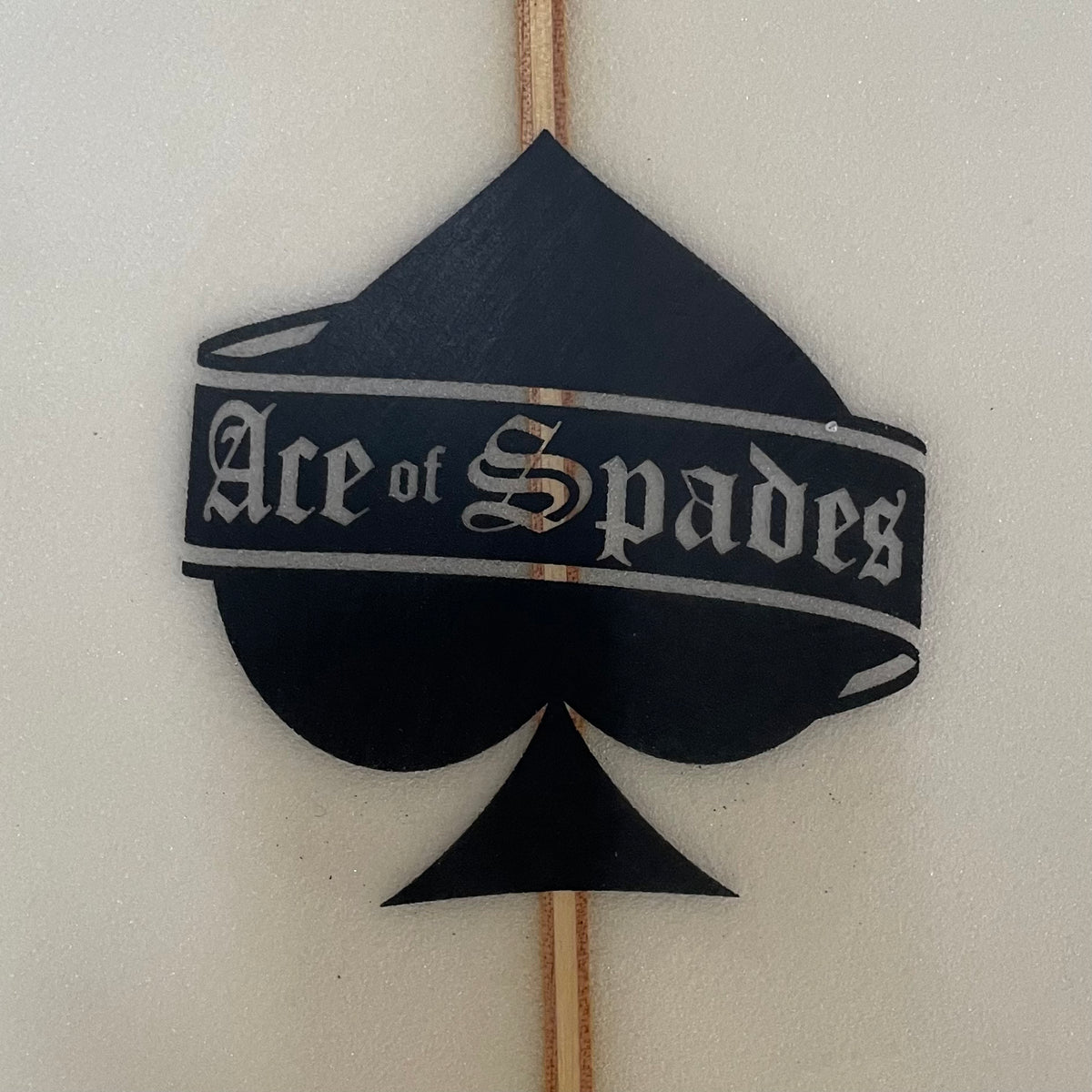 Ace of Spades longboard 9'1" secondhand surfboards brand logo close-up