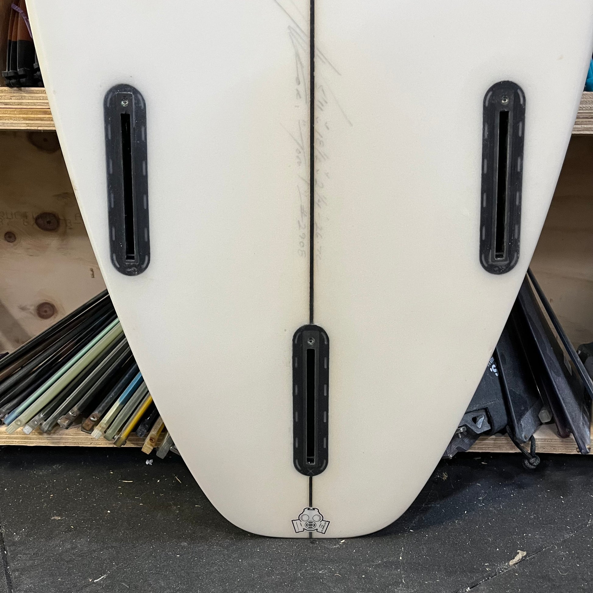 ACSOD White Ferrari 5'11" secondhand surfboard fin box close-up
