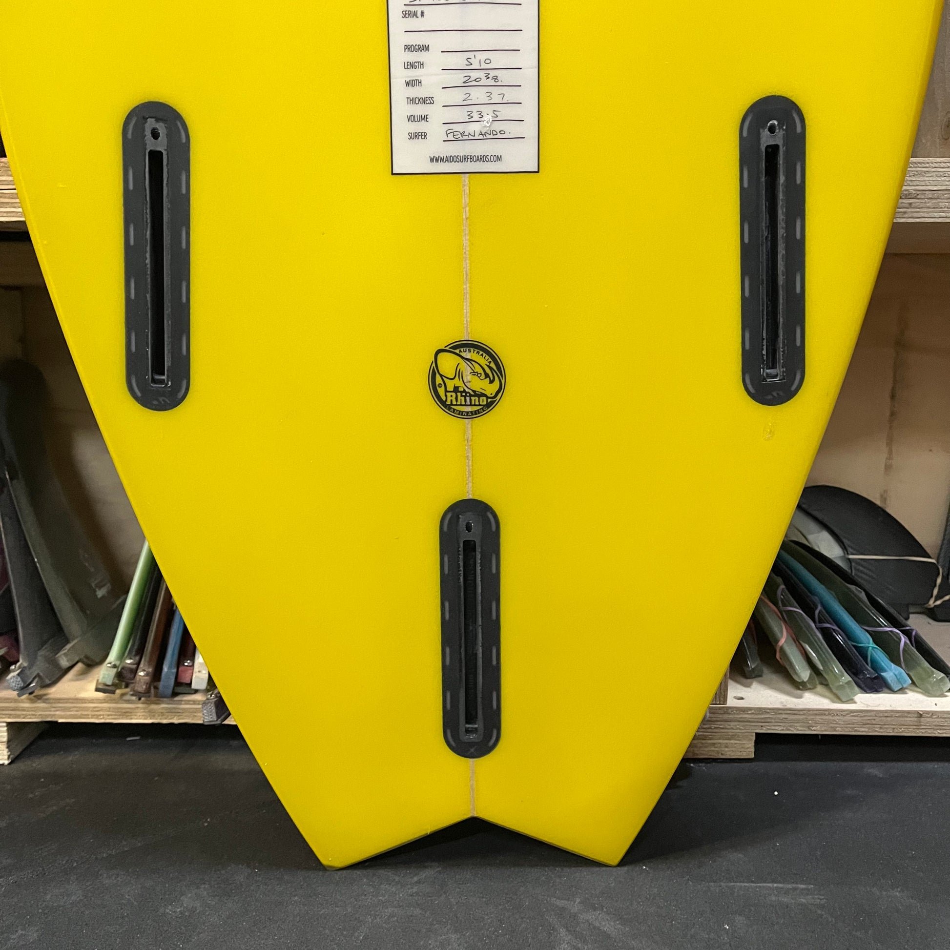 Aido Space Junk 5'10" secondhand surfboard fin box close-up