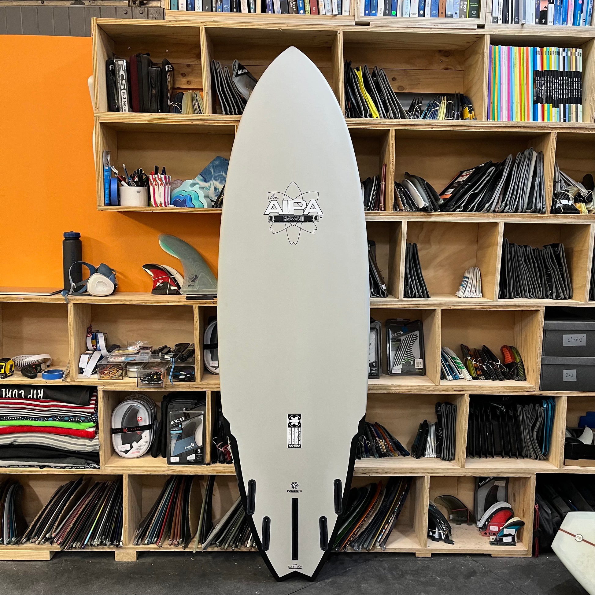 AIPA Big Boy Sting 7'0" secondhand surfboard bottom view