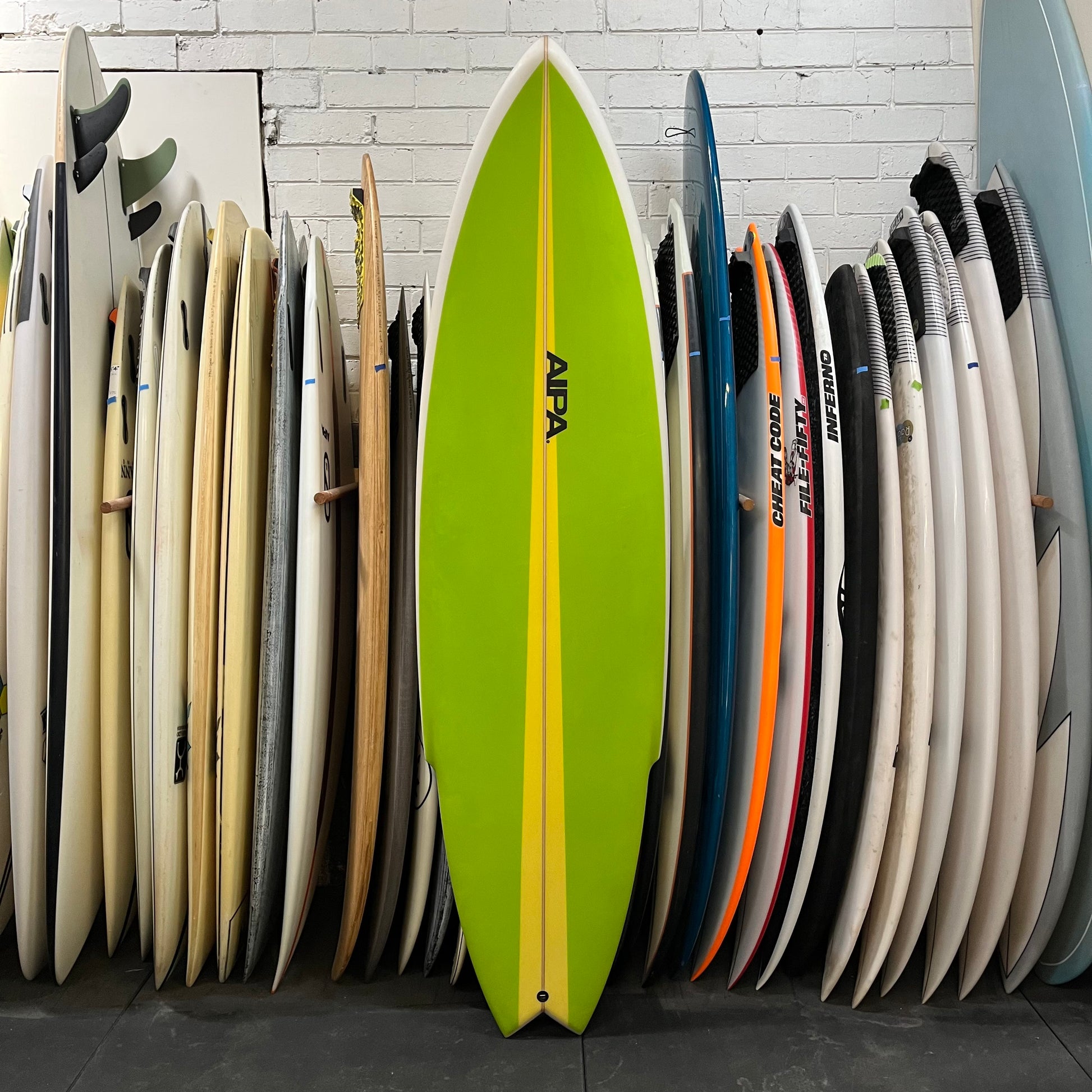 Aipa Modern Sting 6'8" secondhand surfboard top view