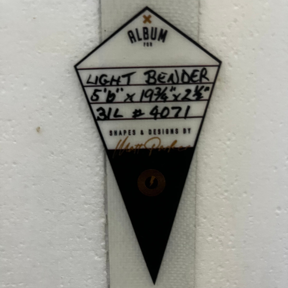 Album Lightbender 5'6" secondhand surfboard dimensions close-up