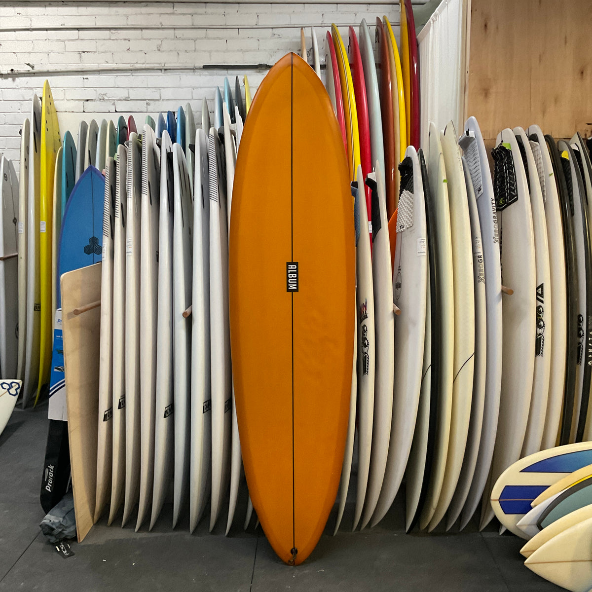 Album Lucent 6'10" secondhand surfboards top view