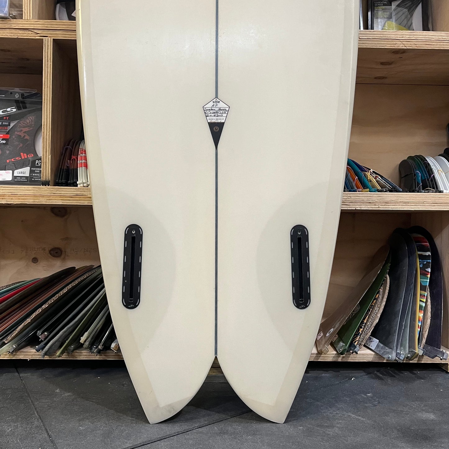 Album Sunstone  5'1" secondhand surfboard fin box close-up