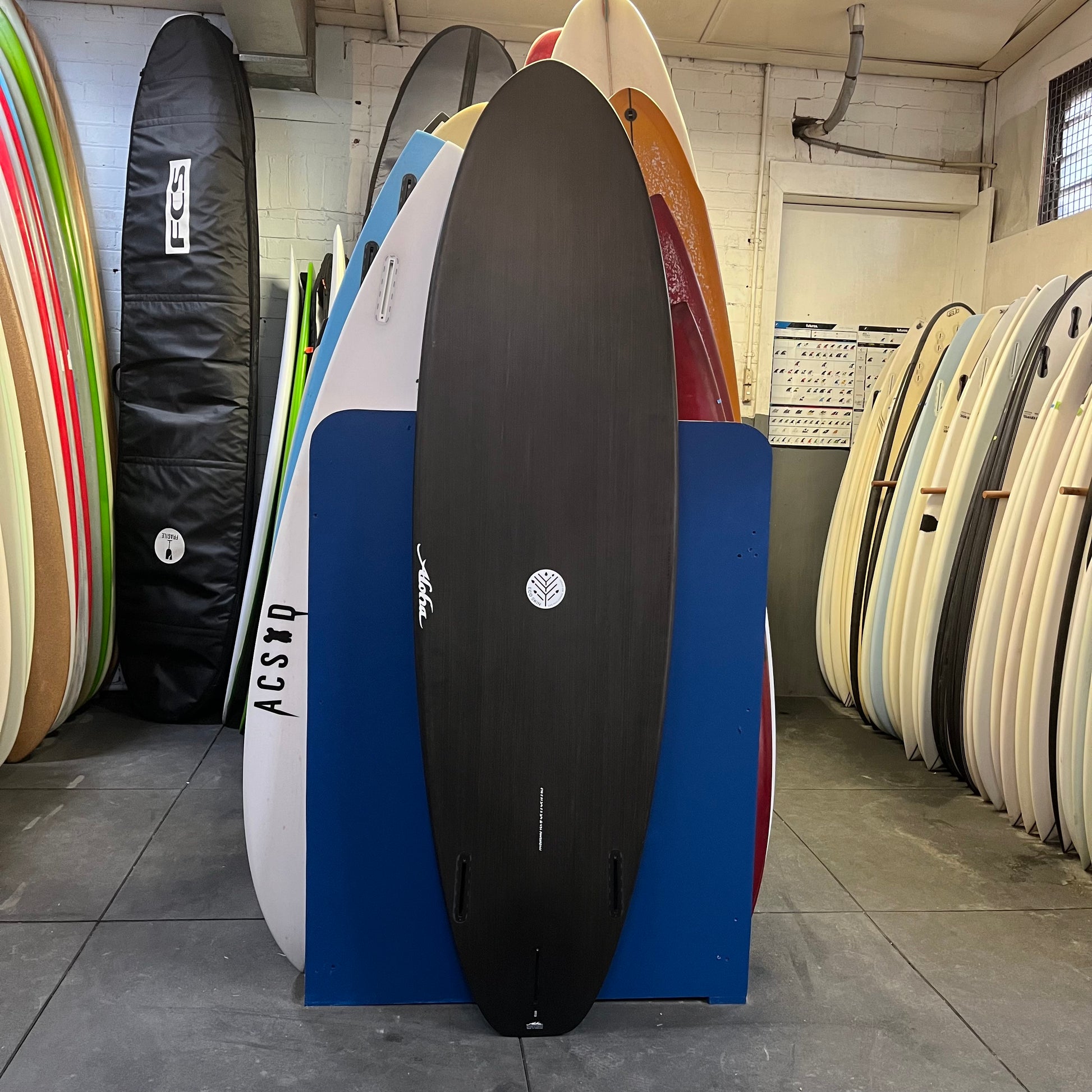 Aloha Funzarelli 6'10" secondhand surfboard bottom view