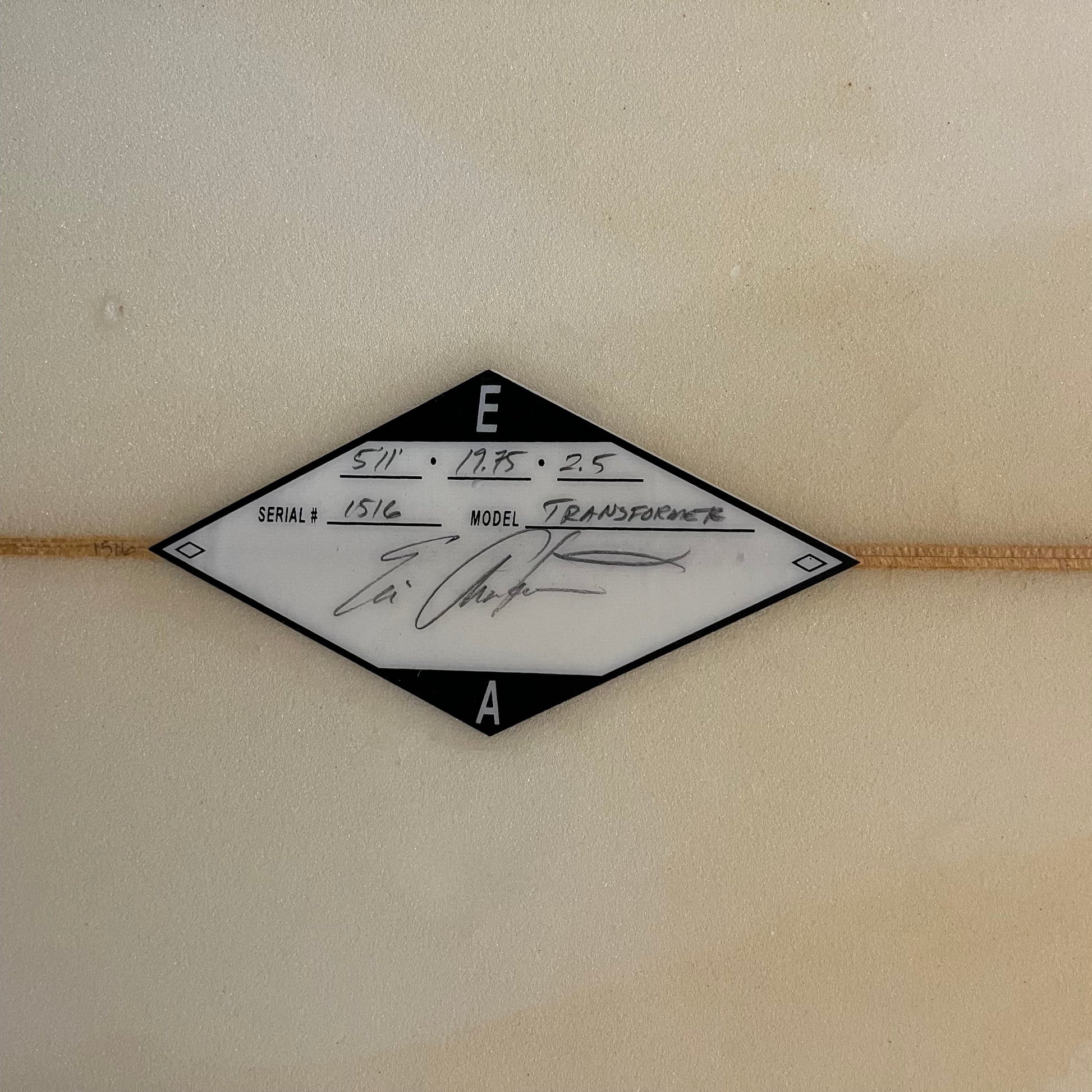 Eric Arakawa transformer 5'11" secondhand surfboard dimensions close-up