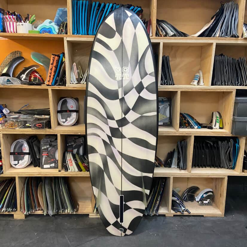 Campbell Brothers MBLV 5'8" secondhand surfboard bottom view