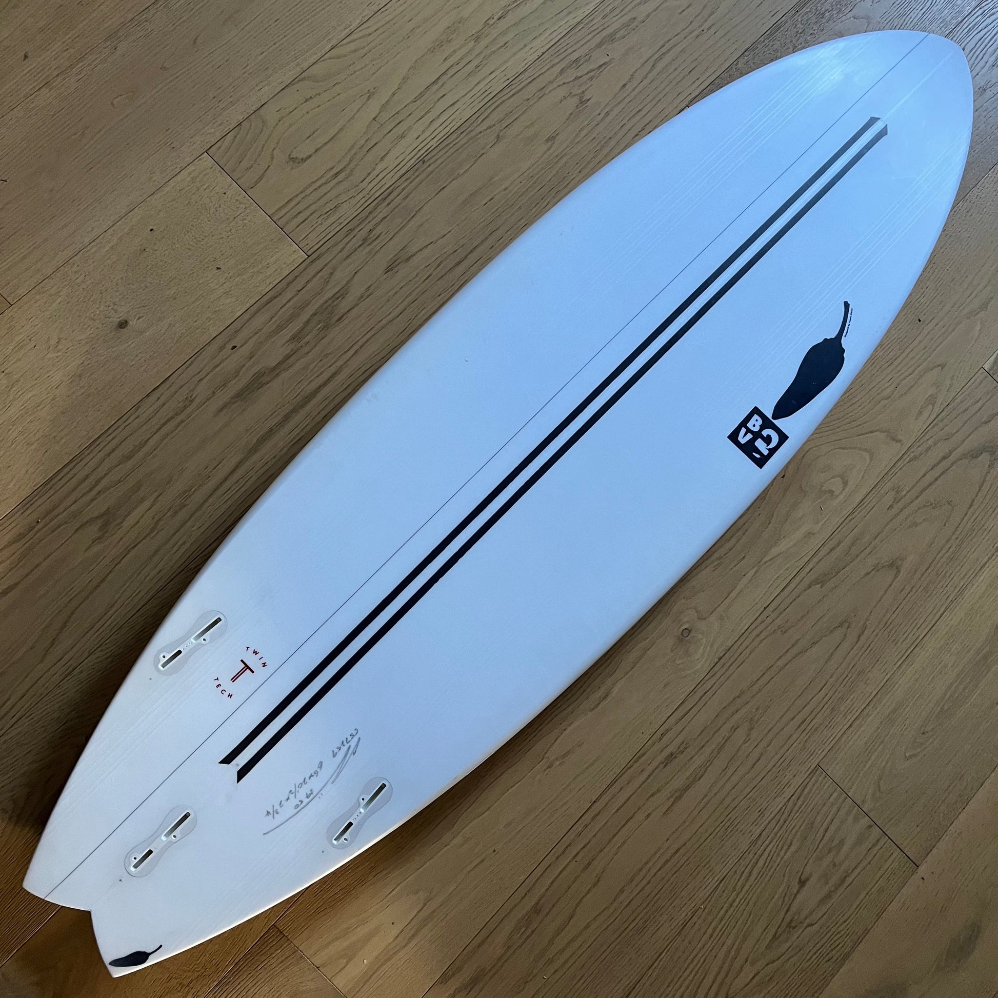 Chilli BV2 TT 6'6" secondhand surfboard bottom view