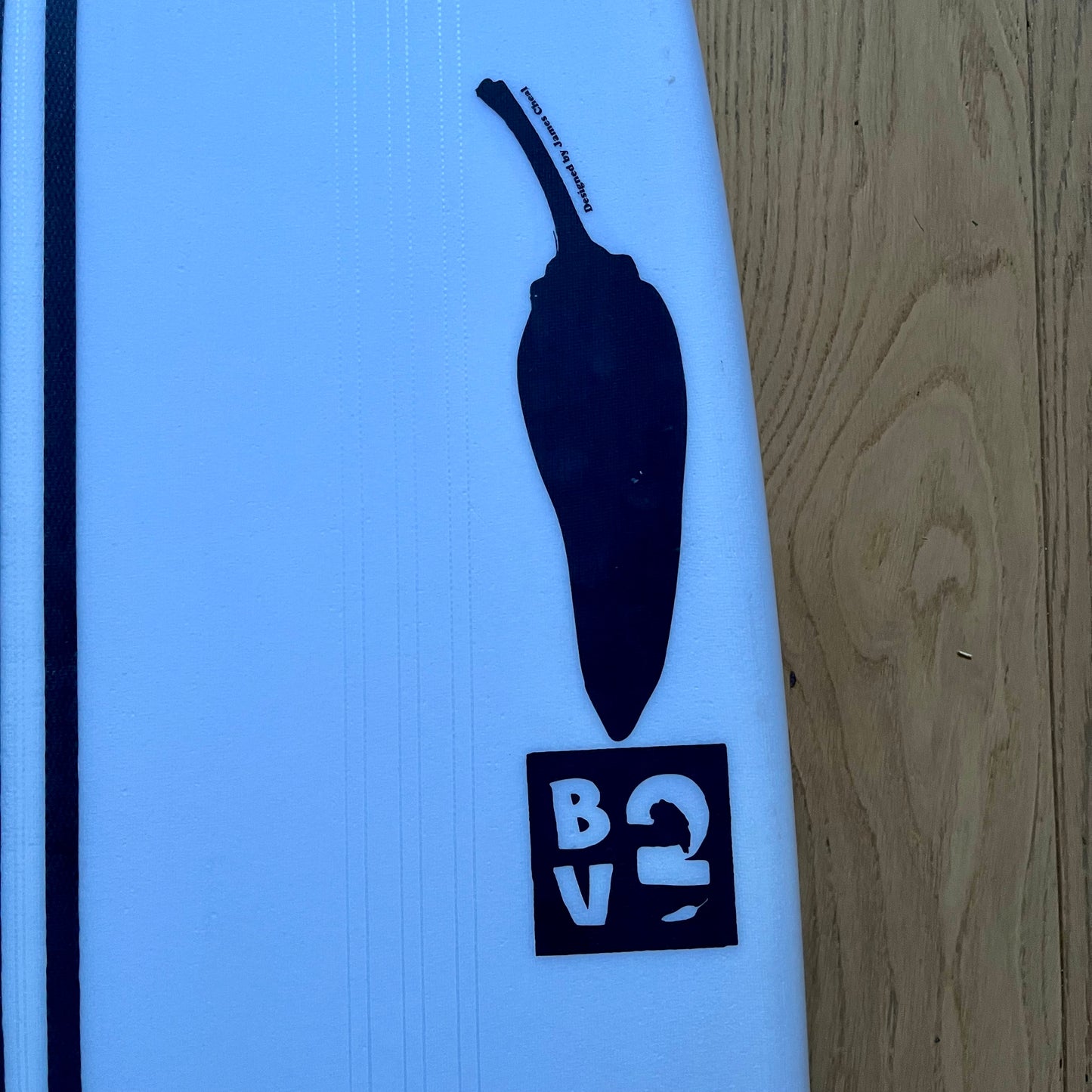 Chilli BV2 TT 6'6" secondhand surfboard brand logo close-up