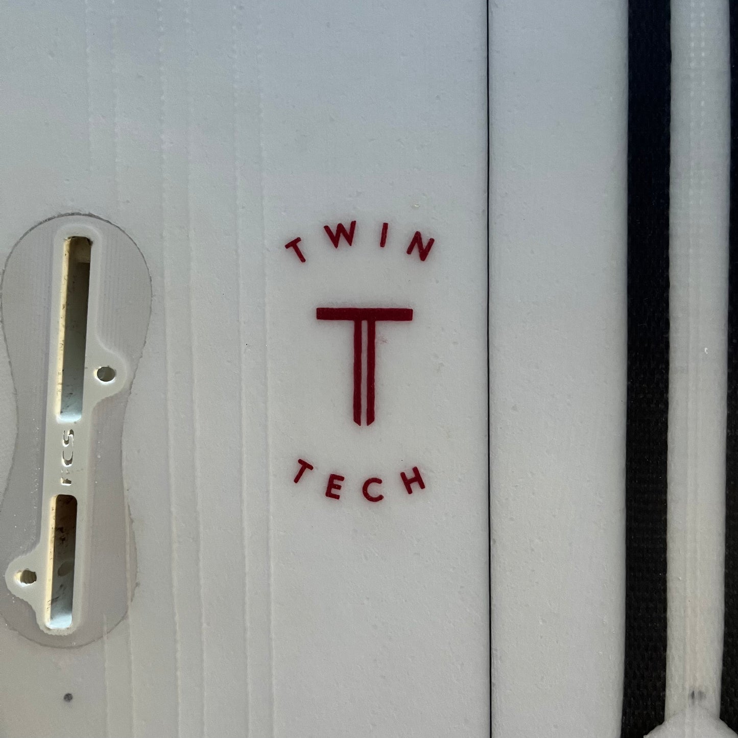 Chilli BV2 TT 6'6" secondhand surfboard construction close-up