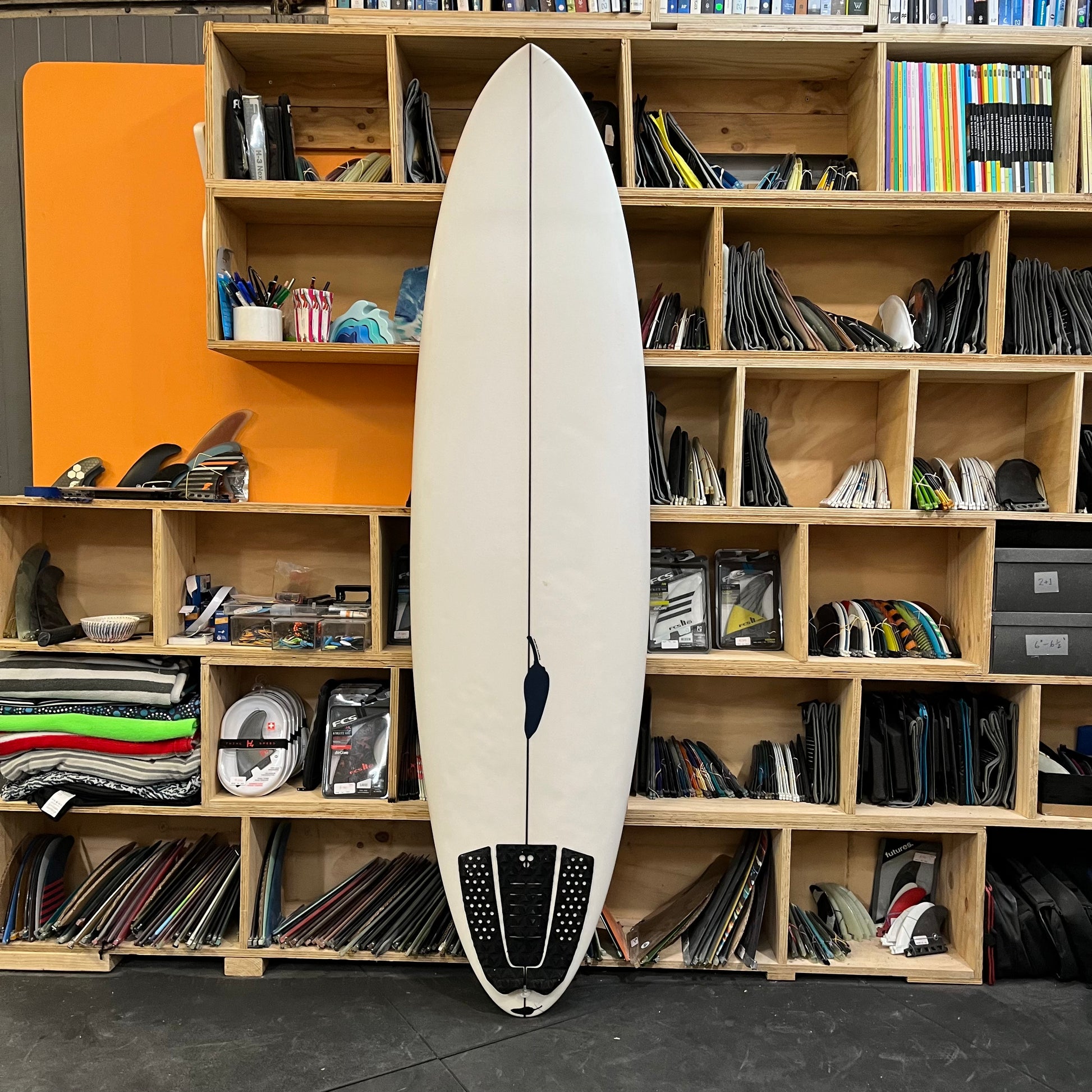 Chilli Mid Strength 7'0" secondhand surfboard top view