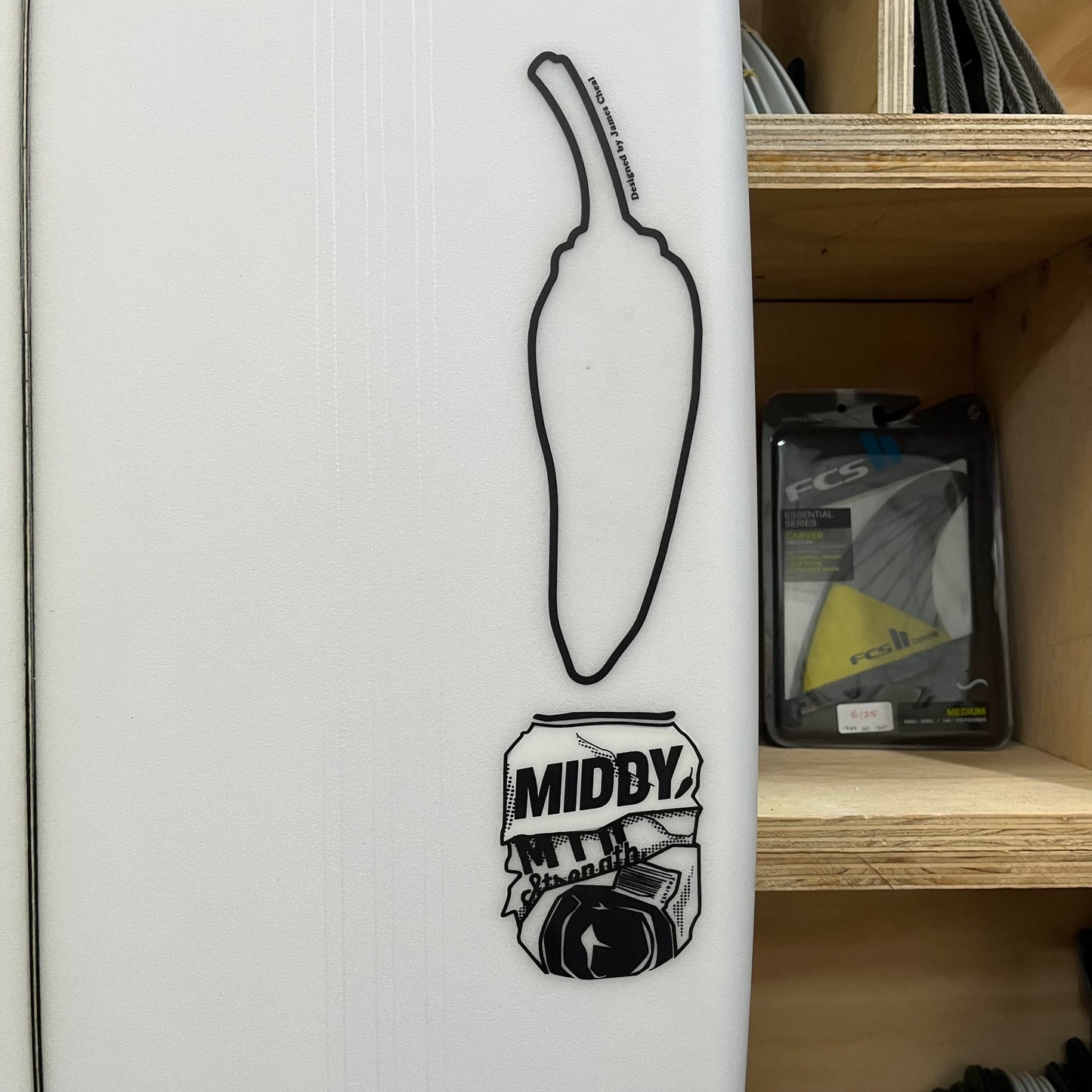 Chilli Middy 6'4" secondhand surfboard brand logo close-up