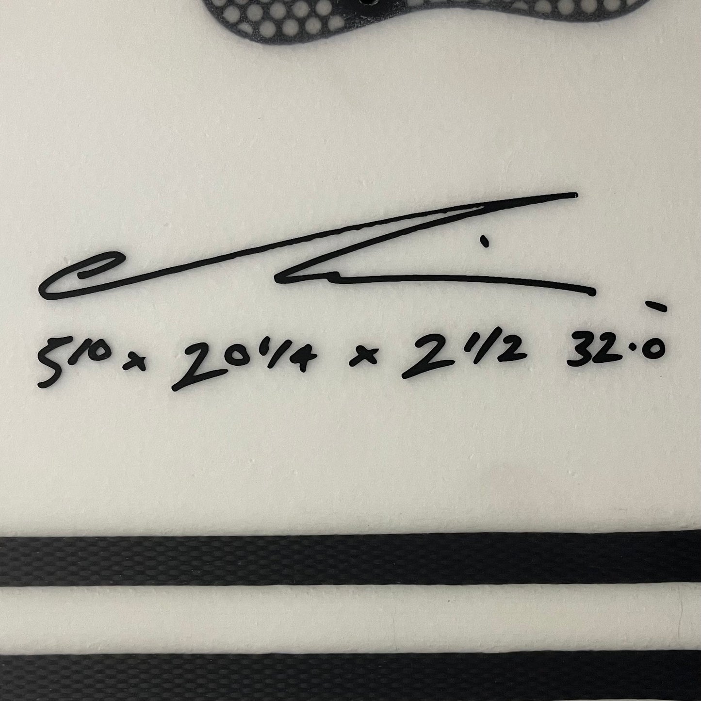 Chilli Rarest Bird 5'10" secondhand surfboard dimensions close-up