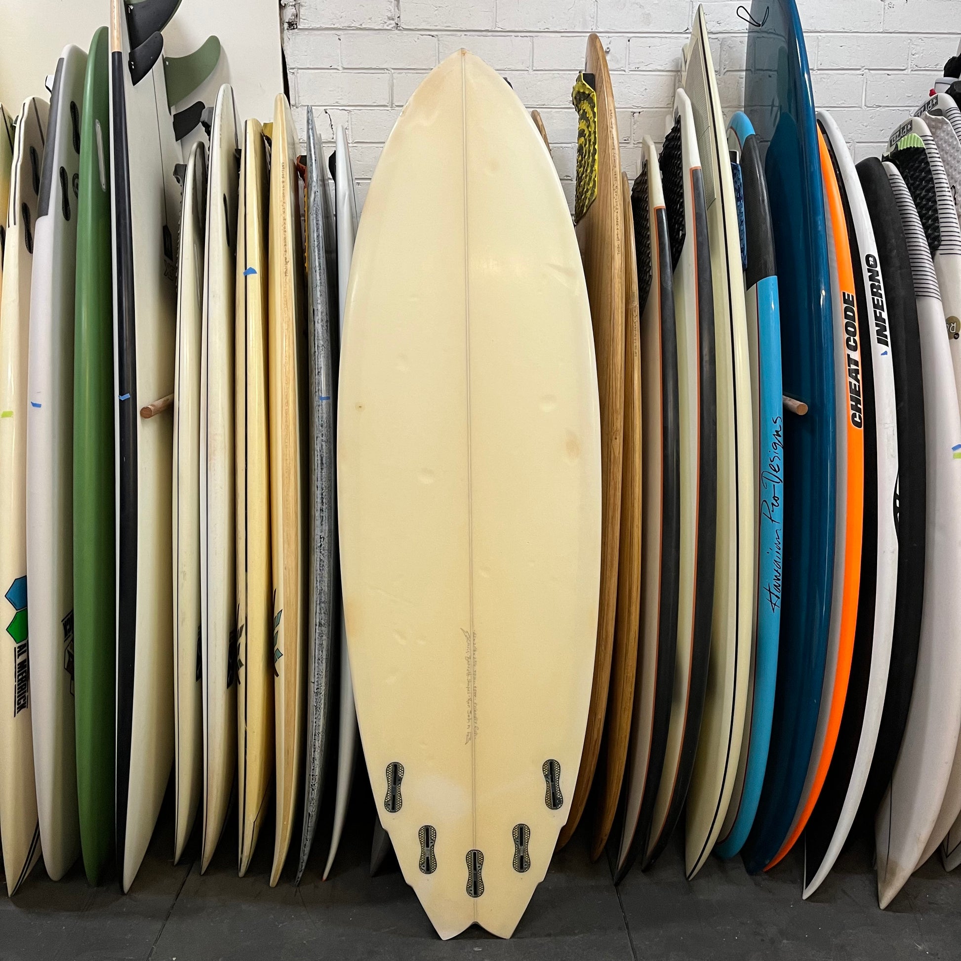 Chris Garrett Friendly Fish 6'2" secondhand surfboard bottom view