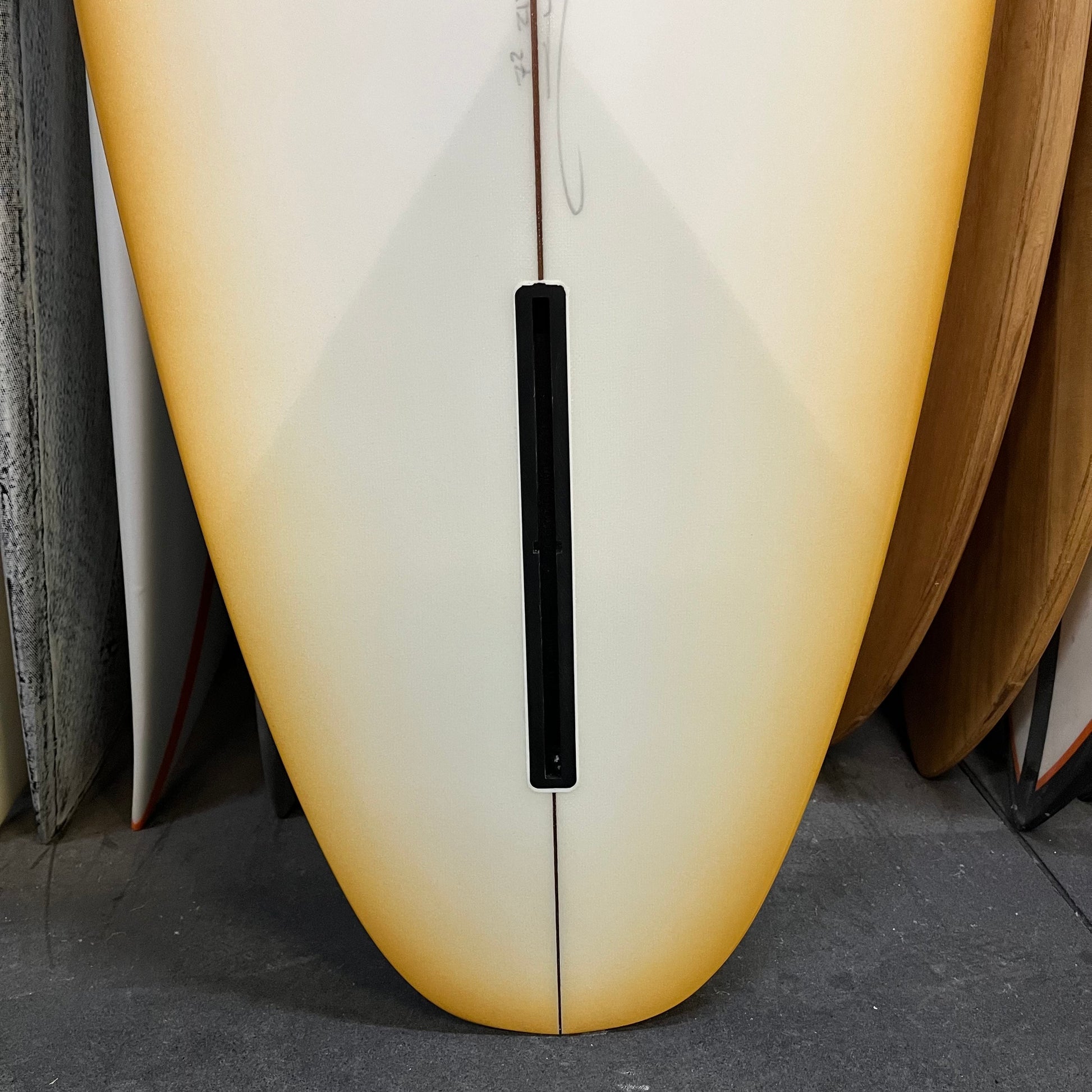 Christenson Flat Tracker 2 7'2" secondhand surfboard fin box close-up