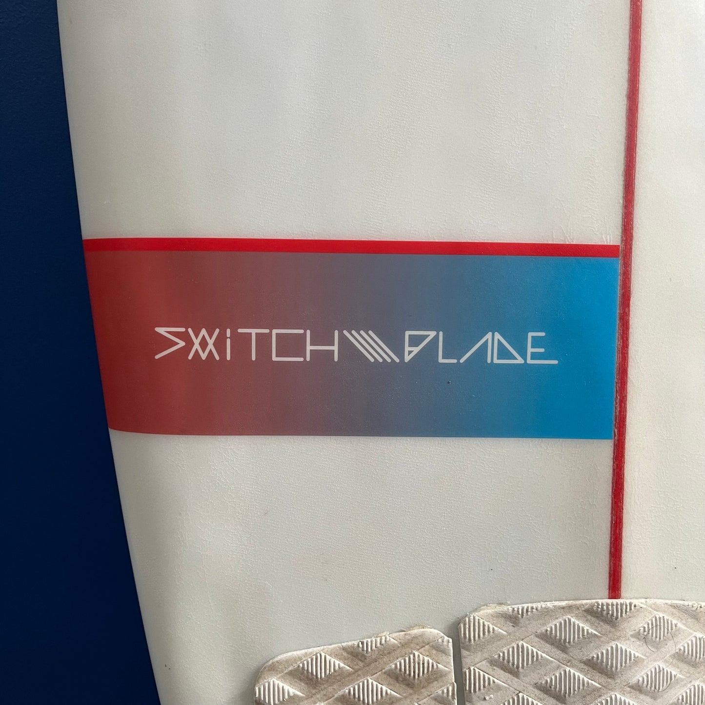 DHD Switchblade 6'2" secondhand surfboard model logo close-up