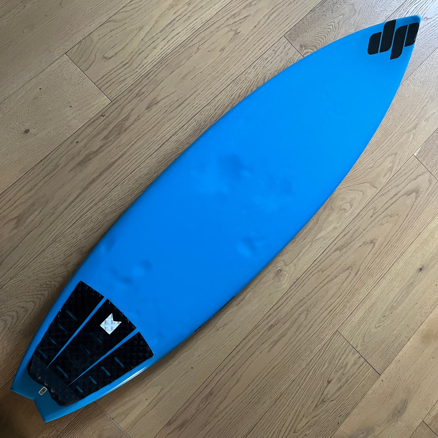 Dylan Perese high performance 5'11" secondhand surfbp view