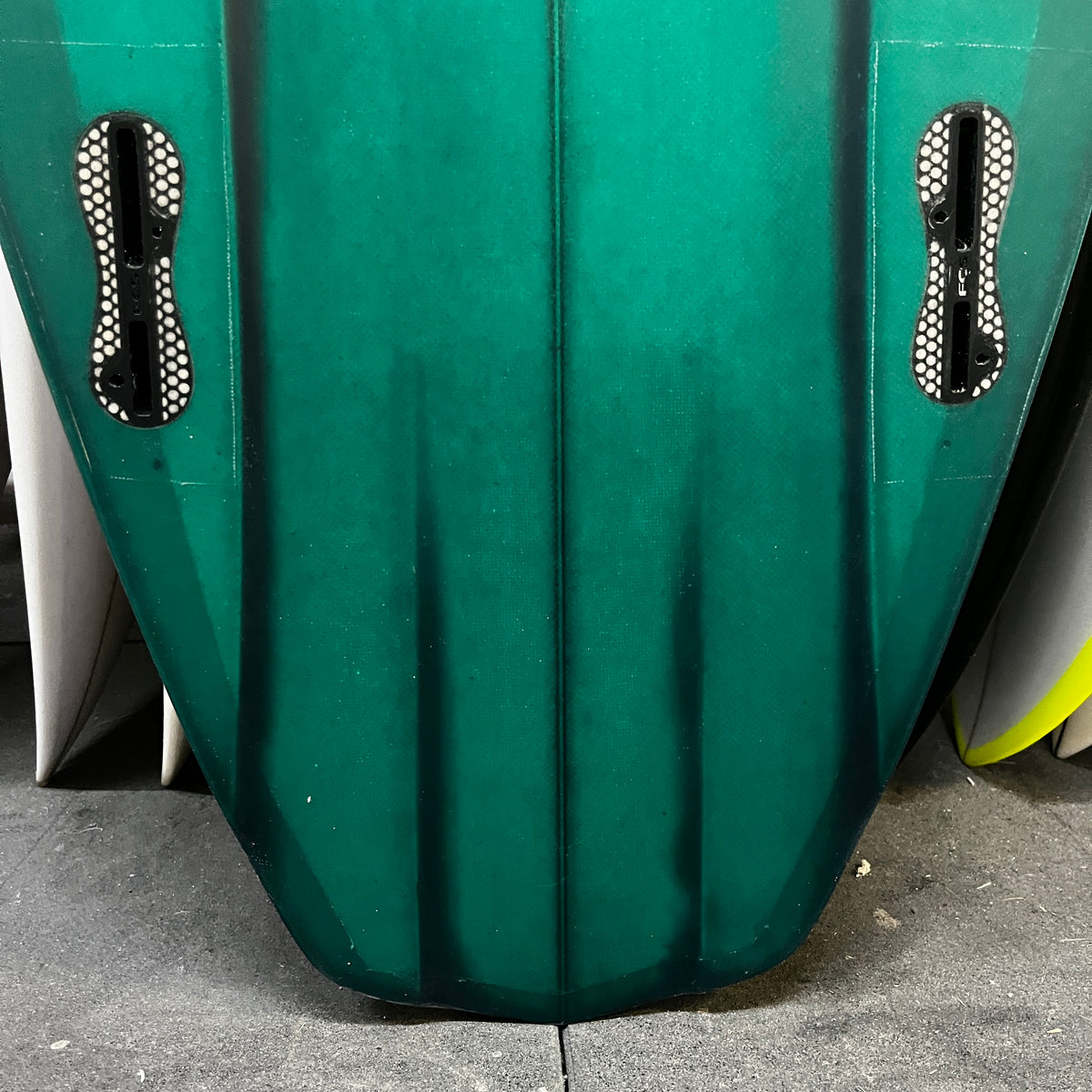 Gary McNeill Maxi Pip 6'11" secondhand surfboards fin box close-up