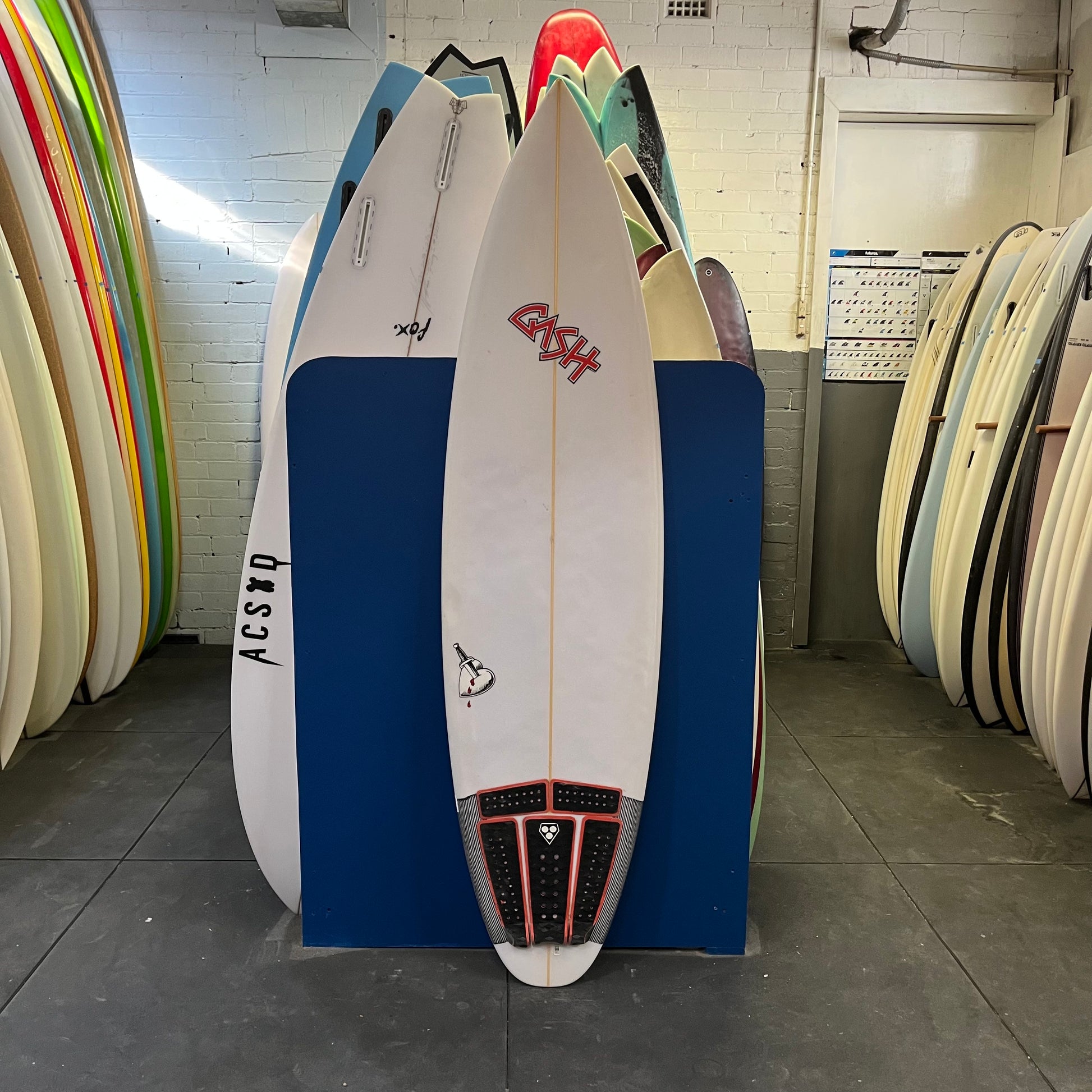 Gash/Greg Brown thrusters 6'2" secondhand surfboard top view