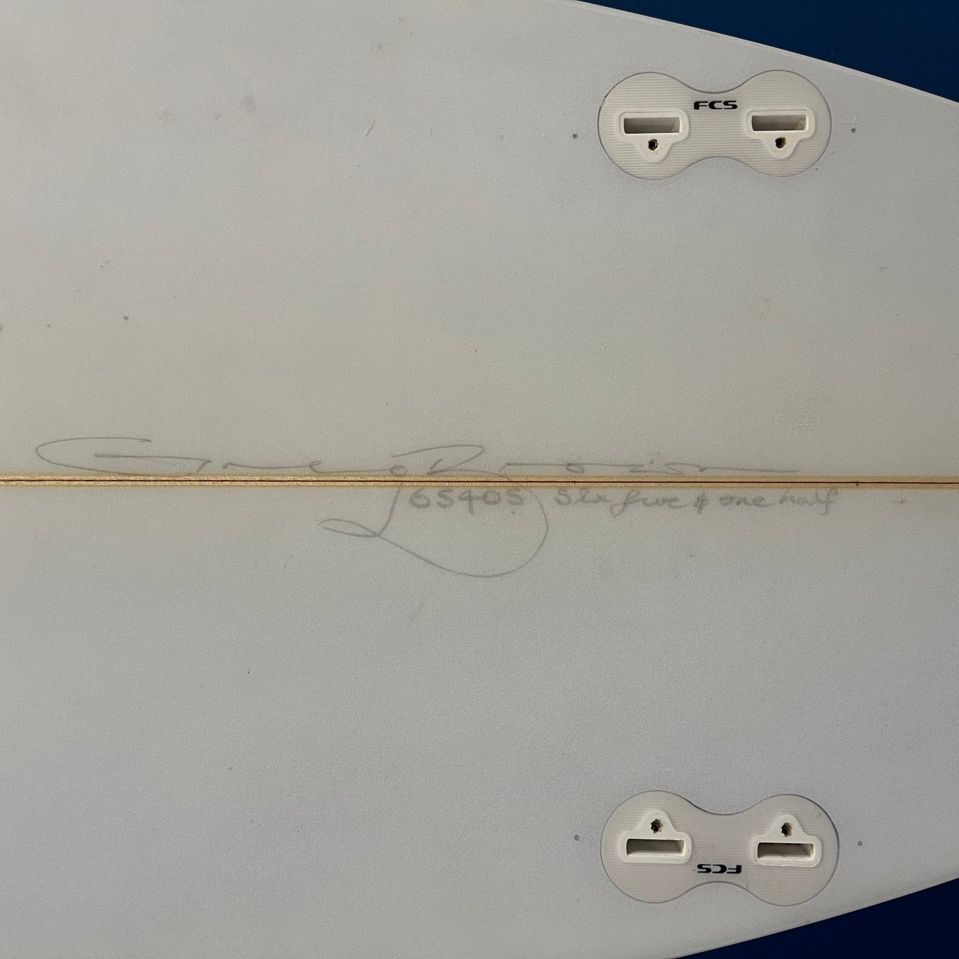 Greg brown/Gash custom WPF 6'5" secondhand surfboard dimensions close-up