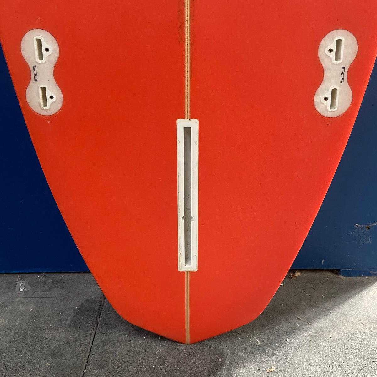 Gash Rough Diamond mini mal 7'0" secondhand surfboard fin box close-up