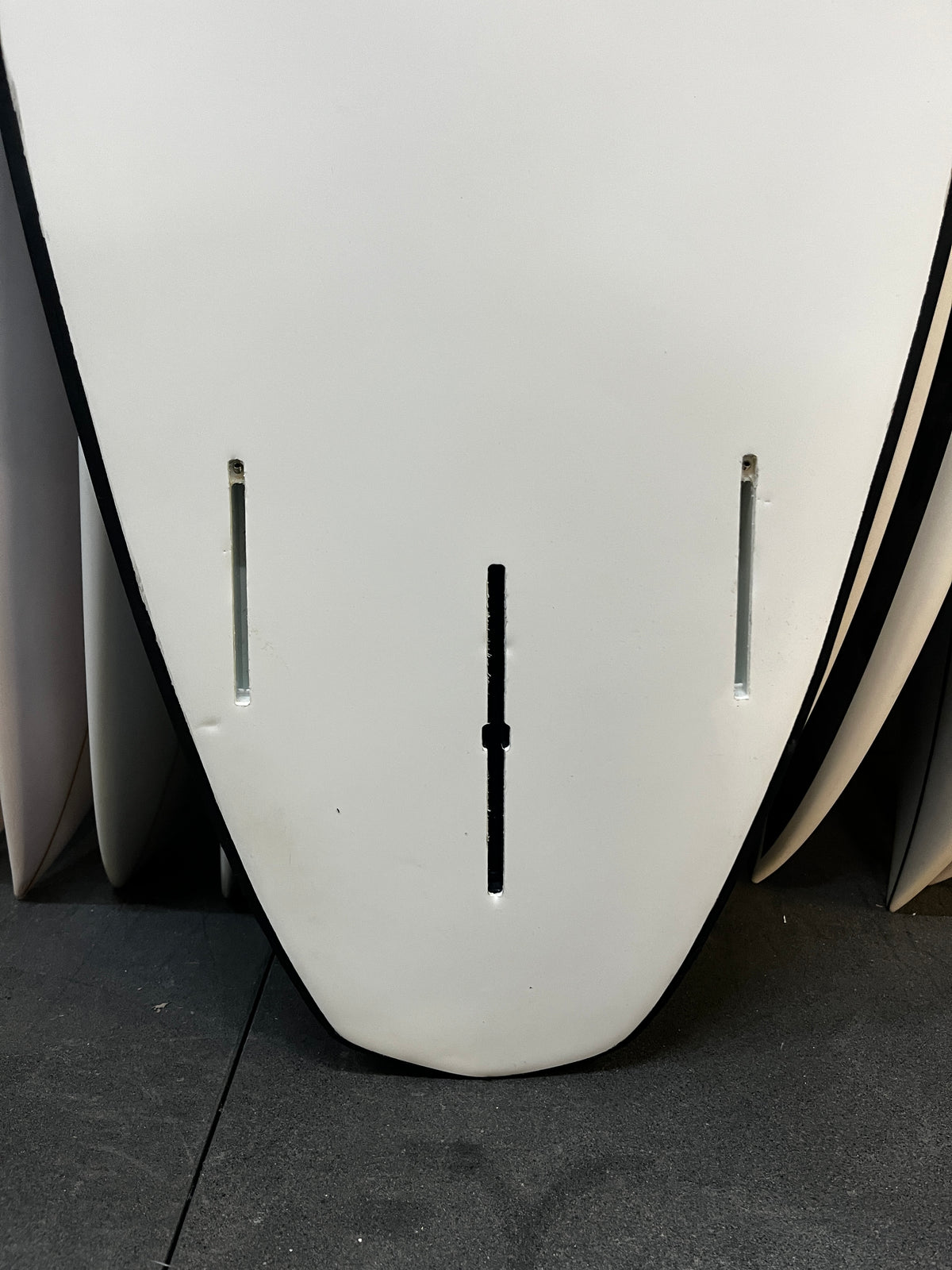 Gboards G-Lite The Fun softboard 8'0" secondhand surfboards fin box close-up