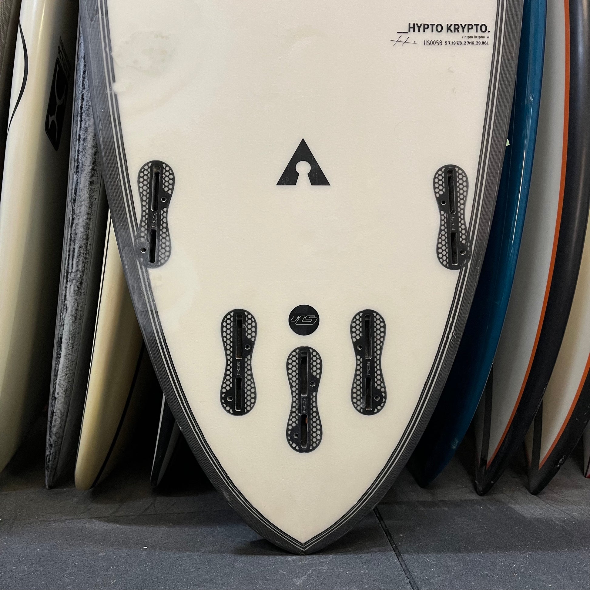 Hayden Shapes Hypto Krypto 5'7" secondhand surfboard fin box close-up