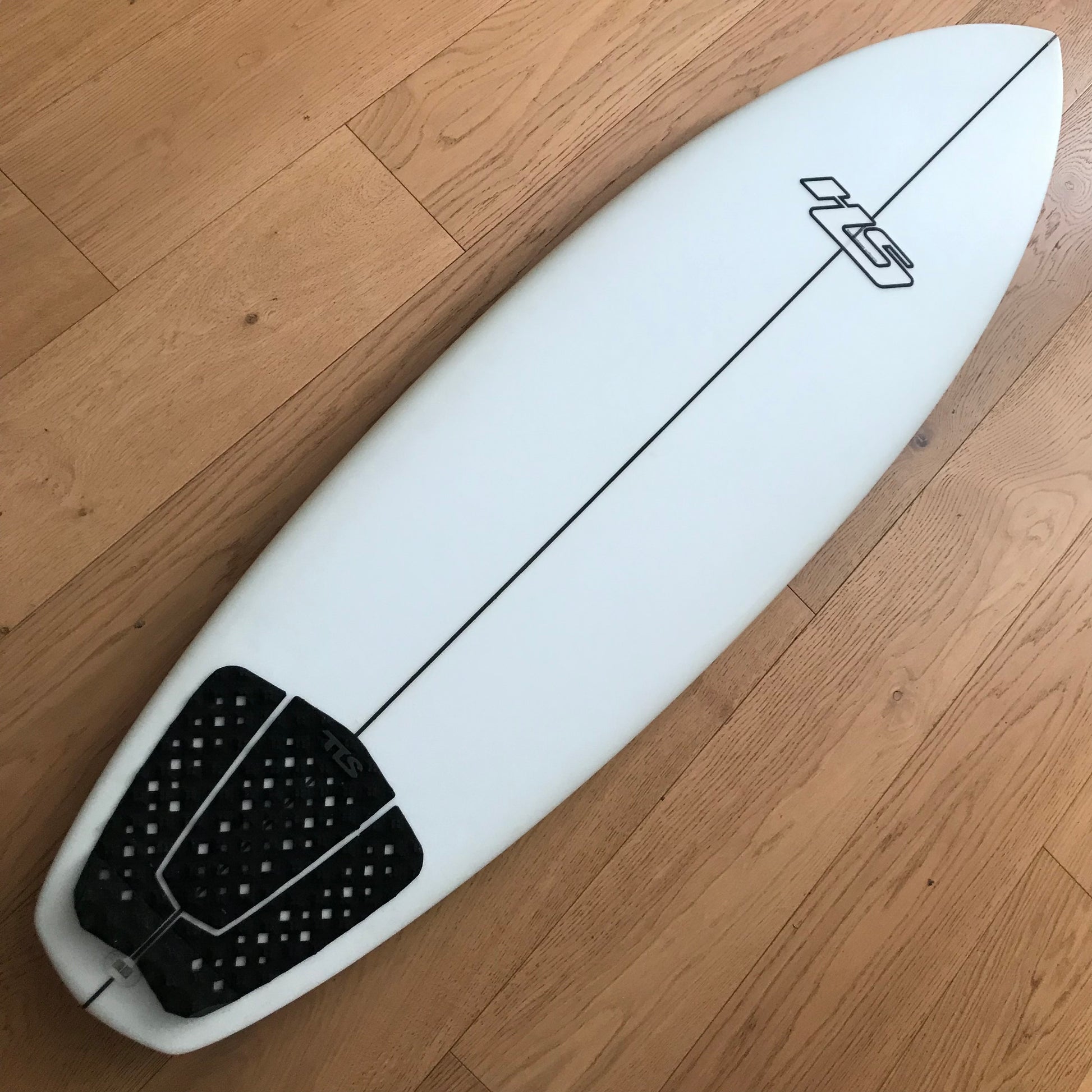 Hayden Shapes Loot 5'10" secondhand surfboard top view