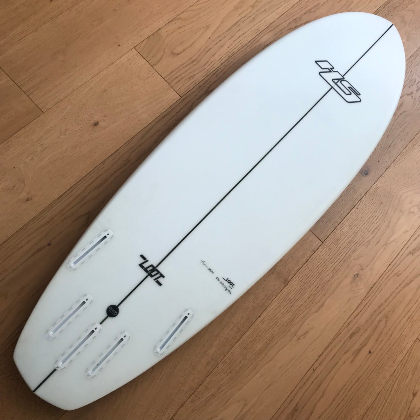 Hayden Shapes Loot 5'10" secondhand surfboard bottom view