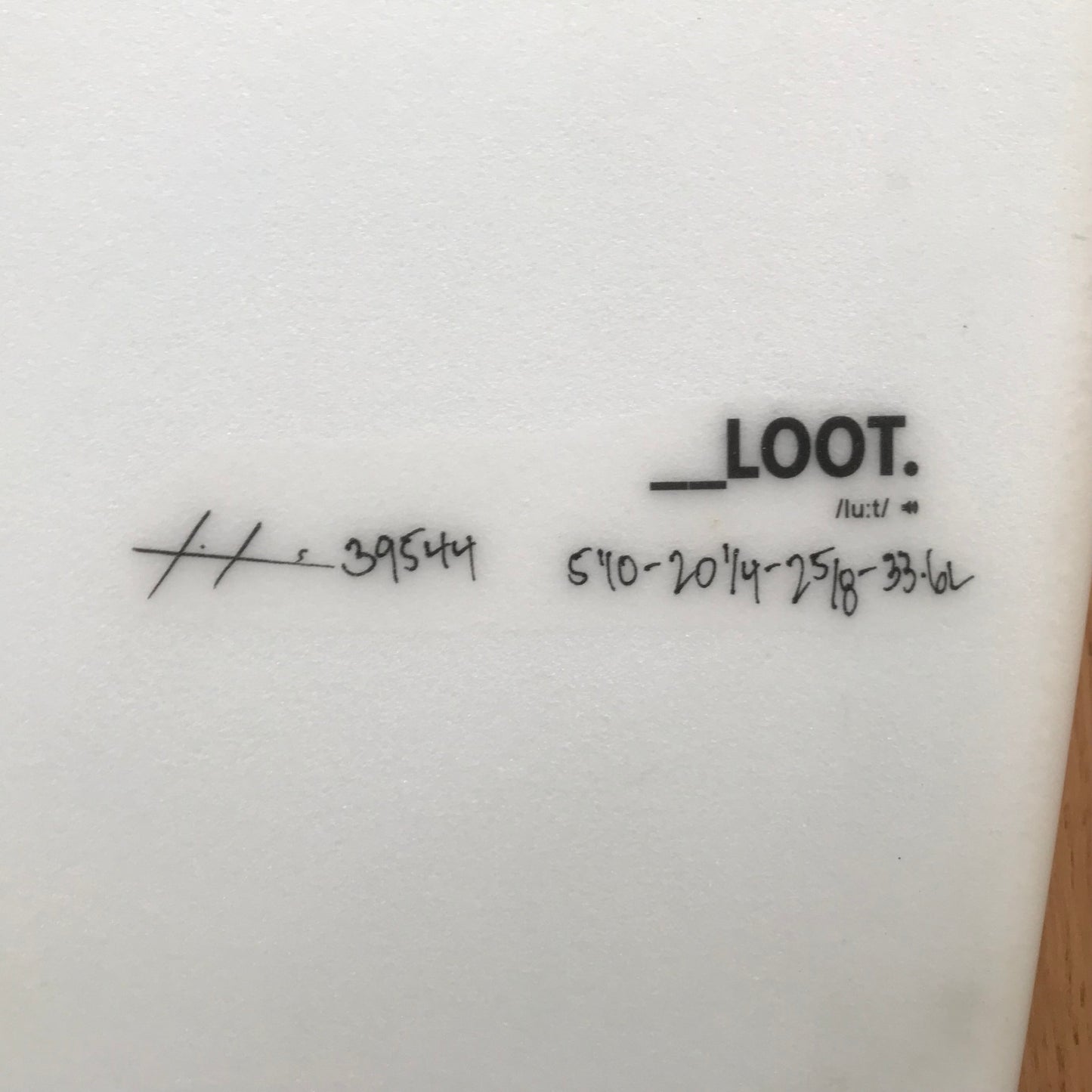 Hayden Shapes Loot 5'10" secondhand surfboard dimensions close-up