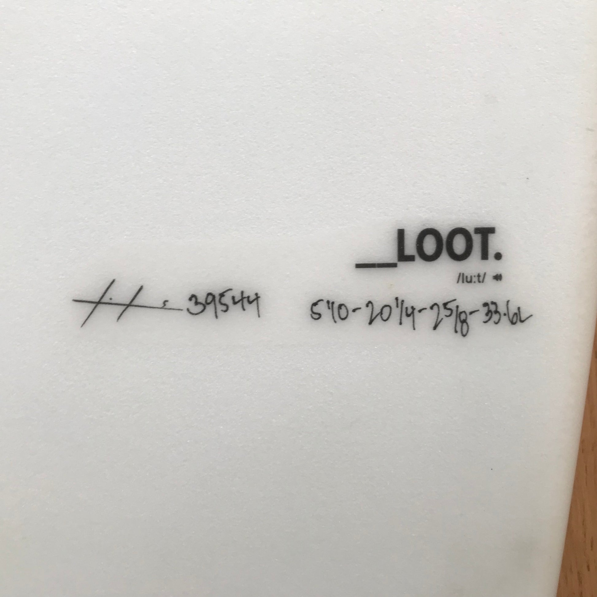 Hayden Shapes Loot 5'10" secondhand surfboard dimensions close-up