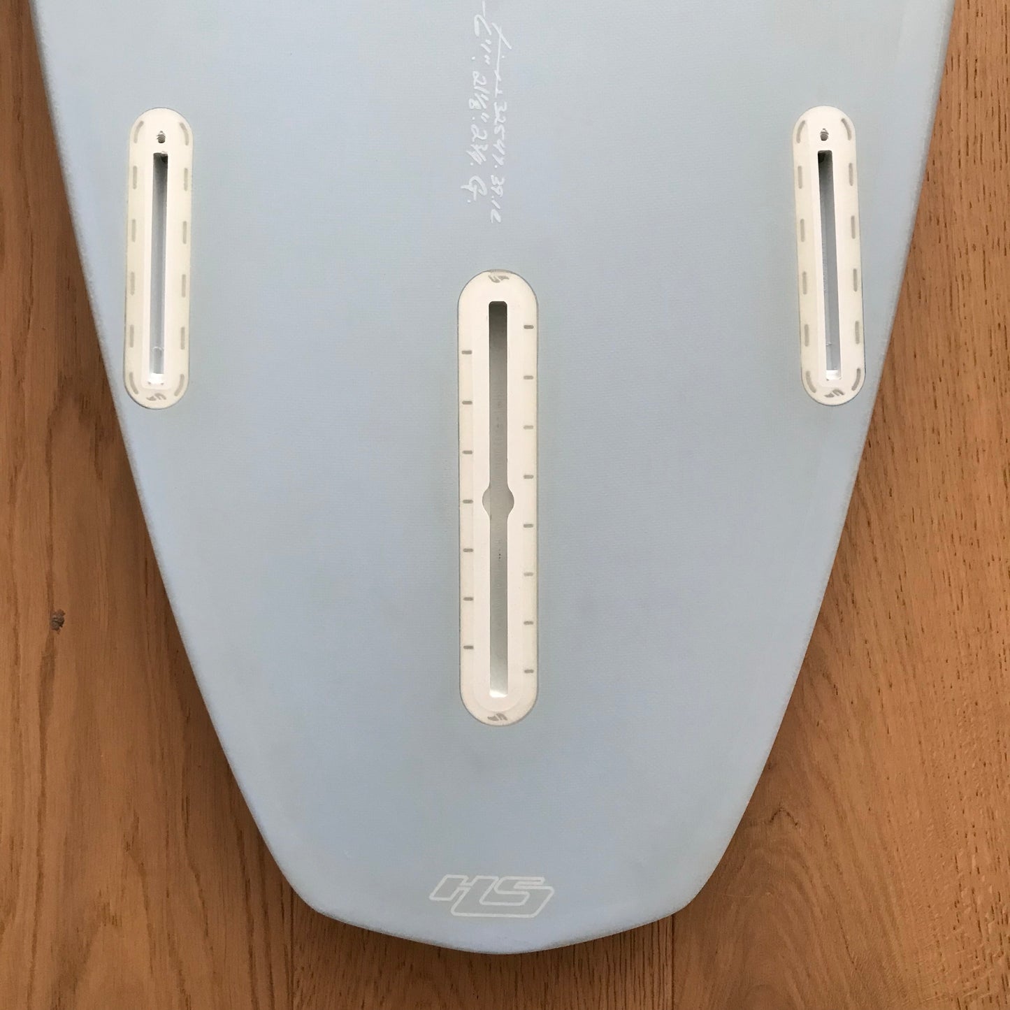 Hayden Shapes Plunder 6'1" secondhand surfboard fin box close-up