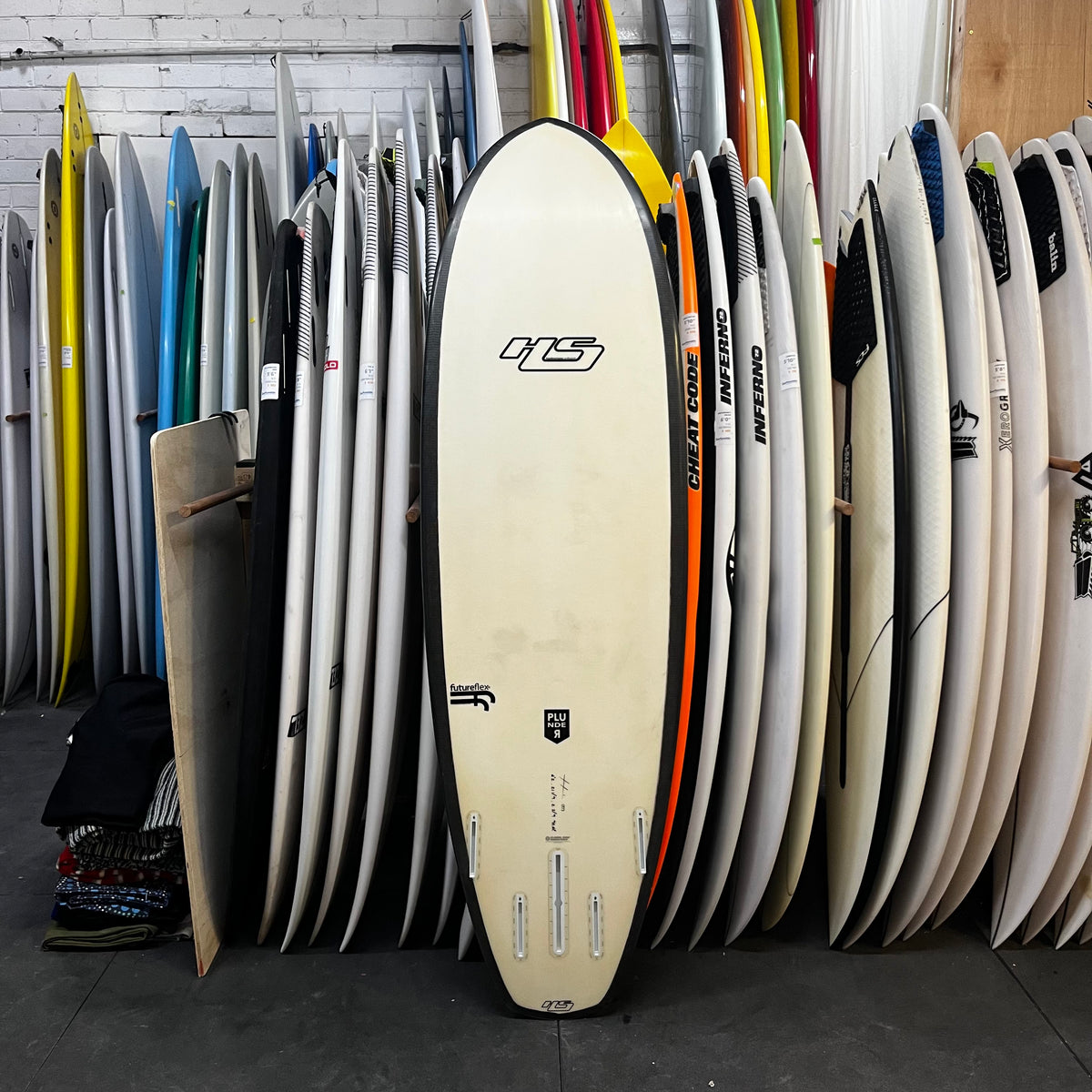 Hayden Shapes Plunder 6'2" secondhand surfboards bottom view