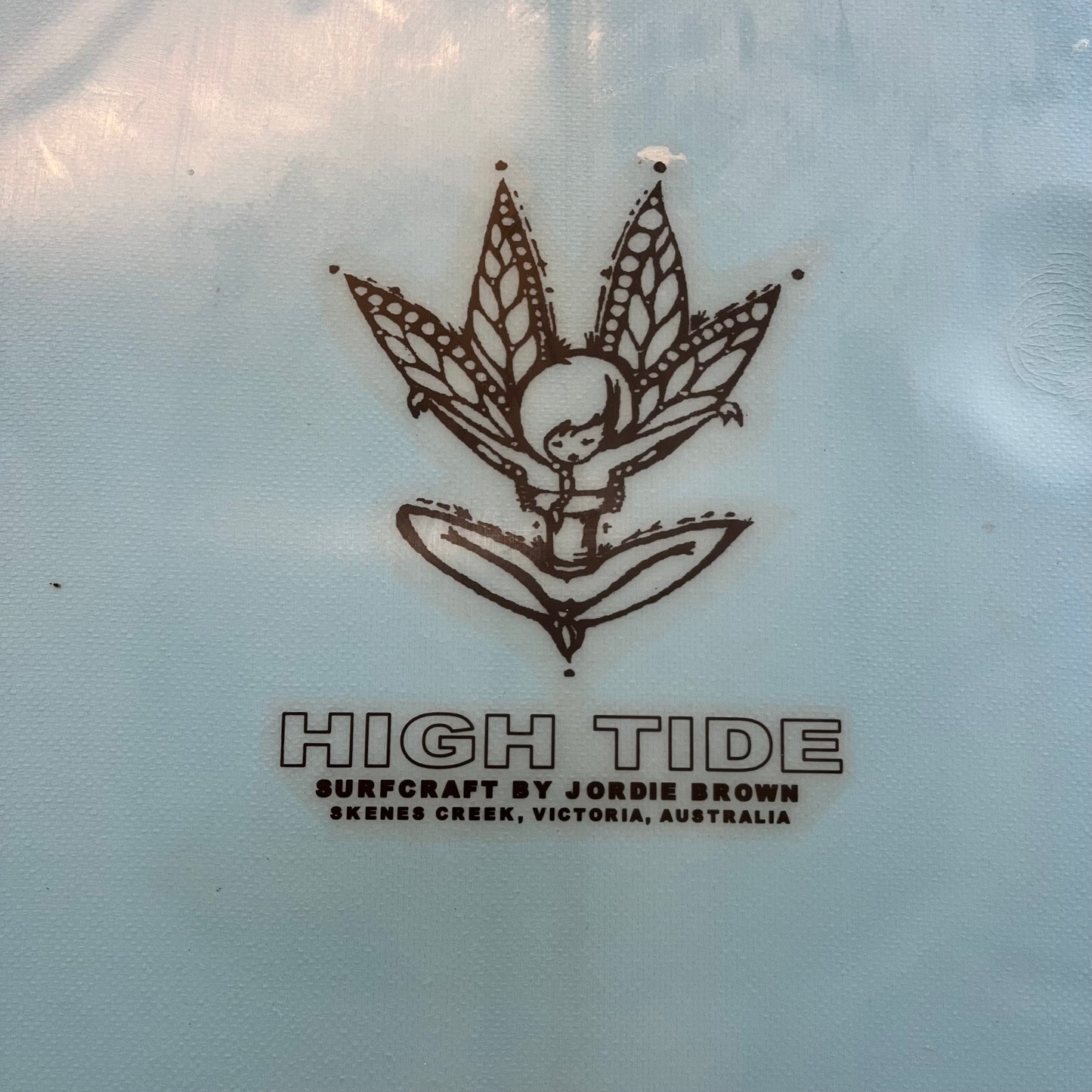 Hightide performance longboard 9'2" secondhand surfboard brand logo close-up