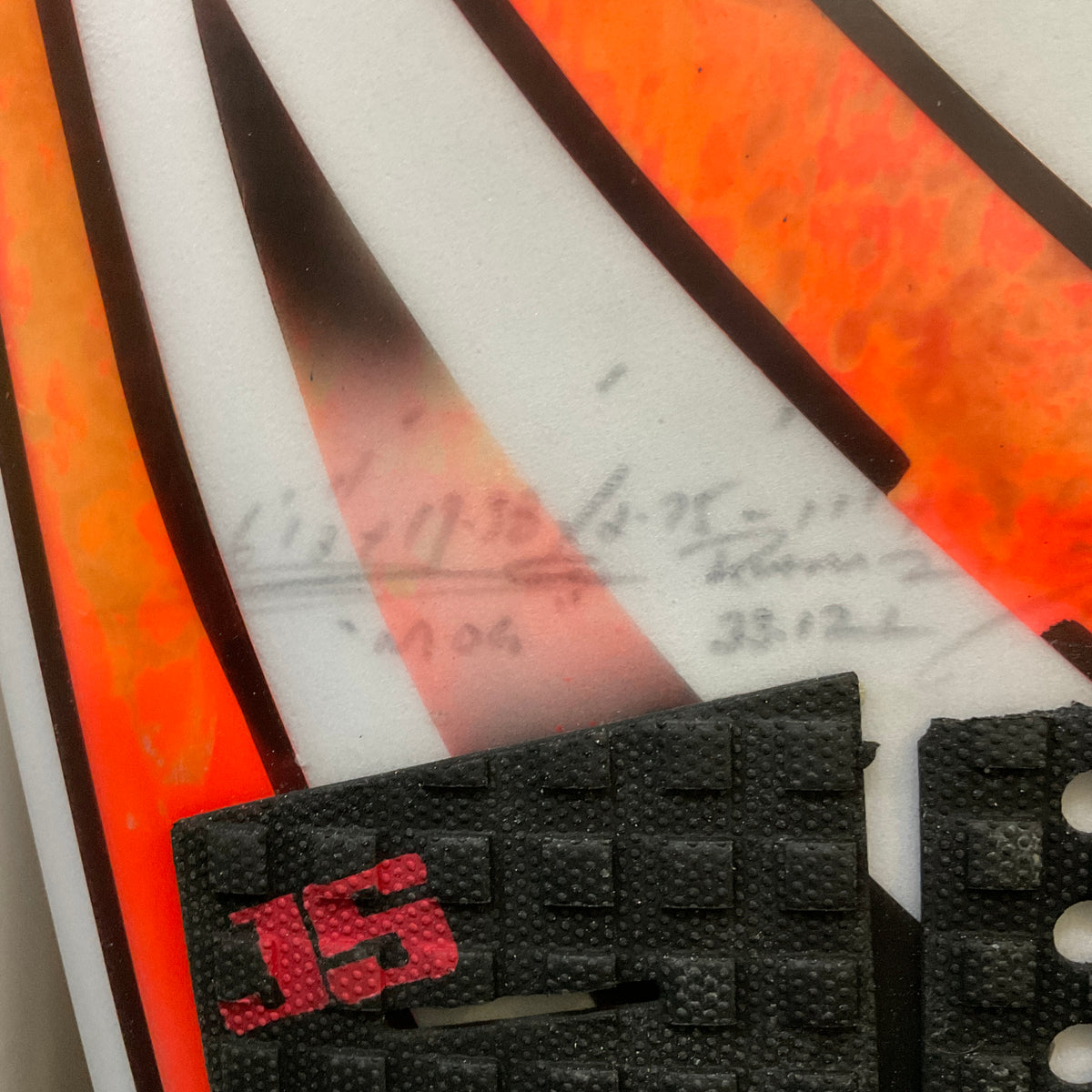 JS Monsta 6’1” secondhand surfboards dimensions close-up