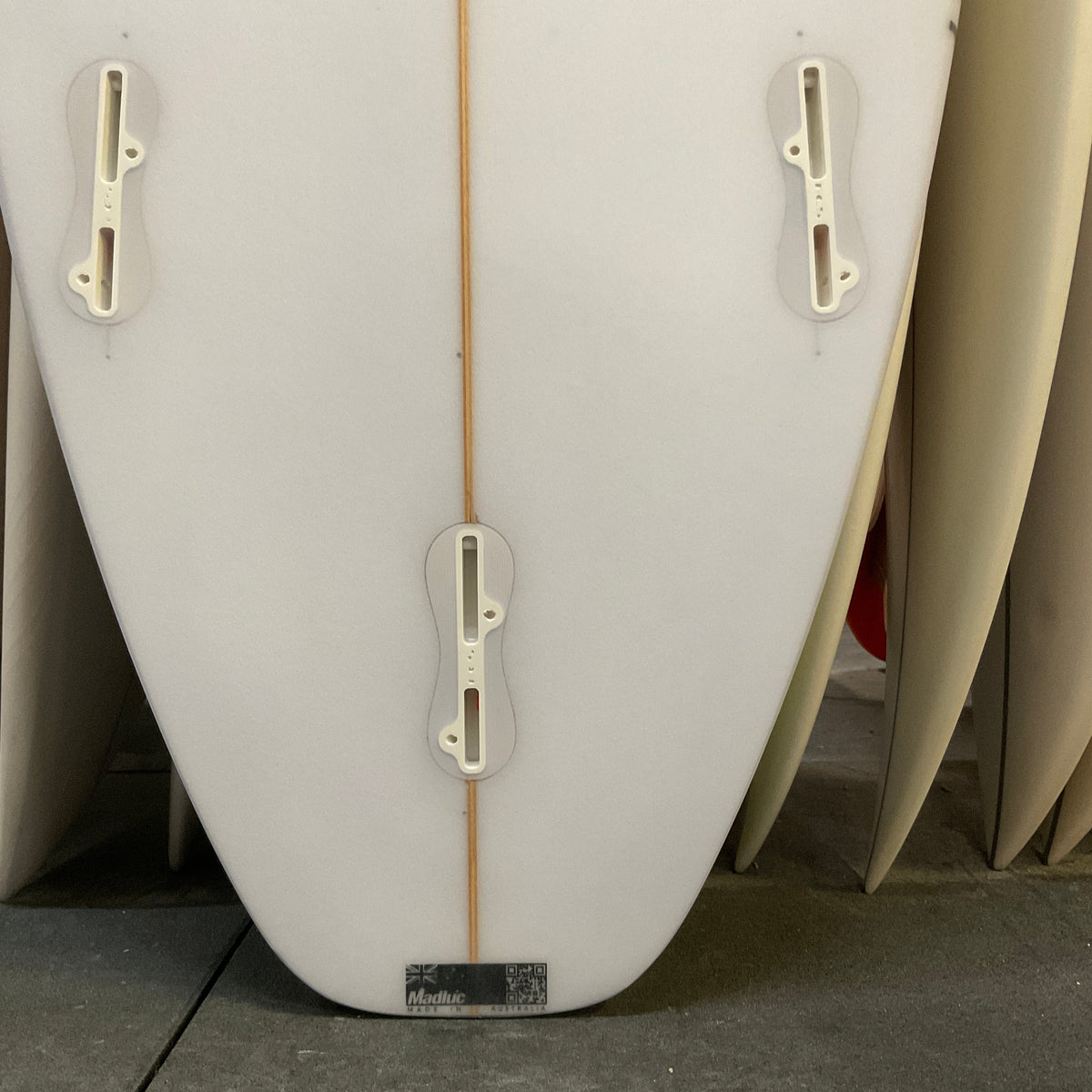JS Xero Gravity 6’3” secondhand surfboards fin box close-up