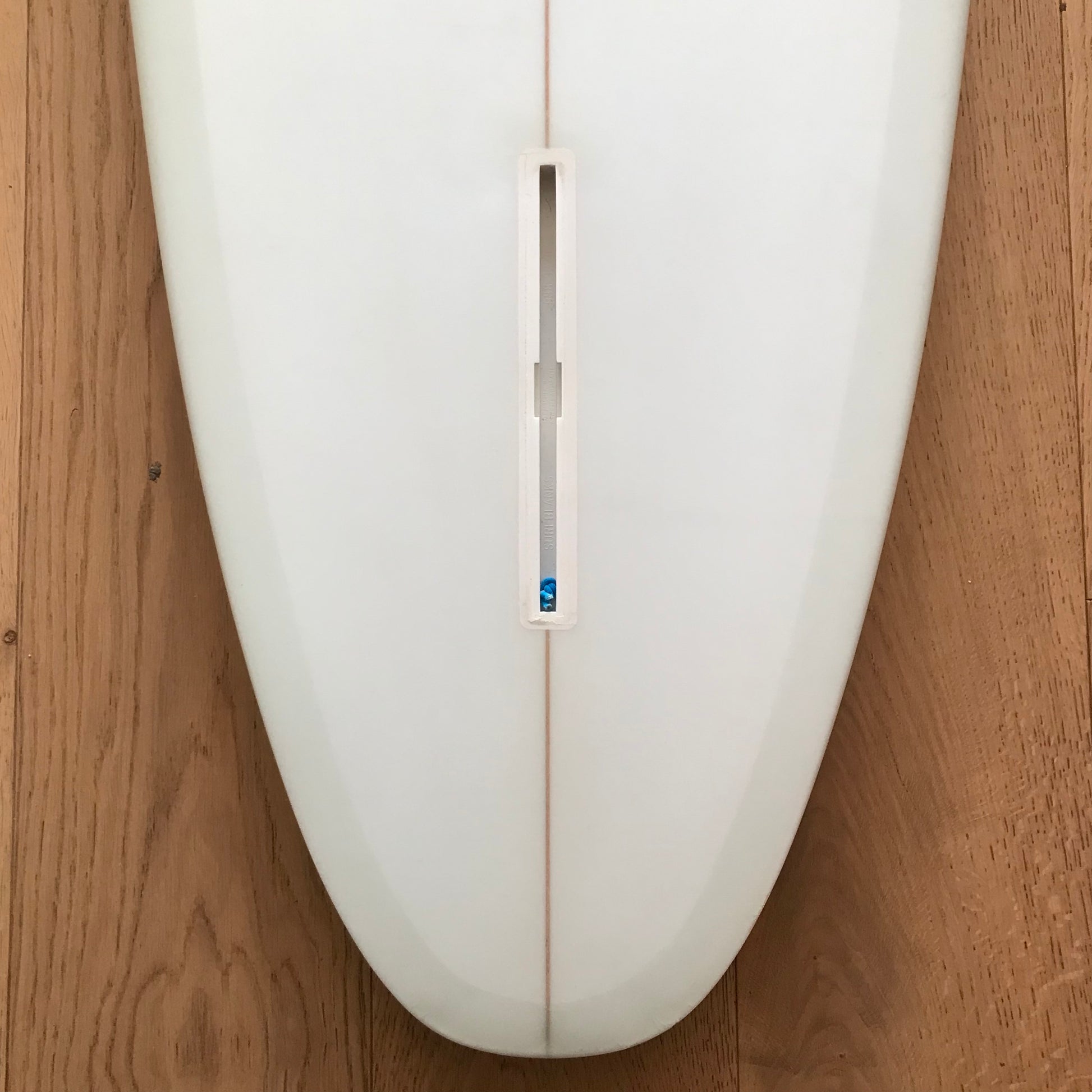 Keyo Egg displacement hull 6'8" secondhand surfboard filter box close-up