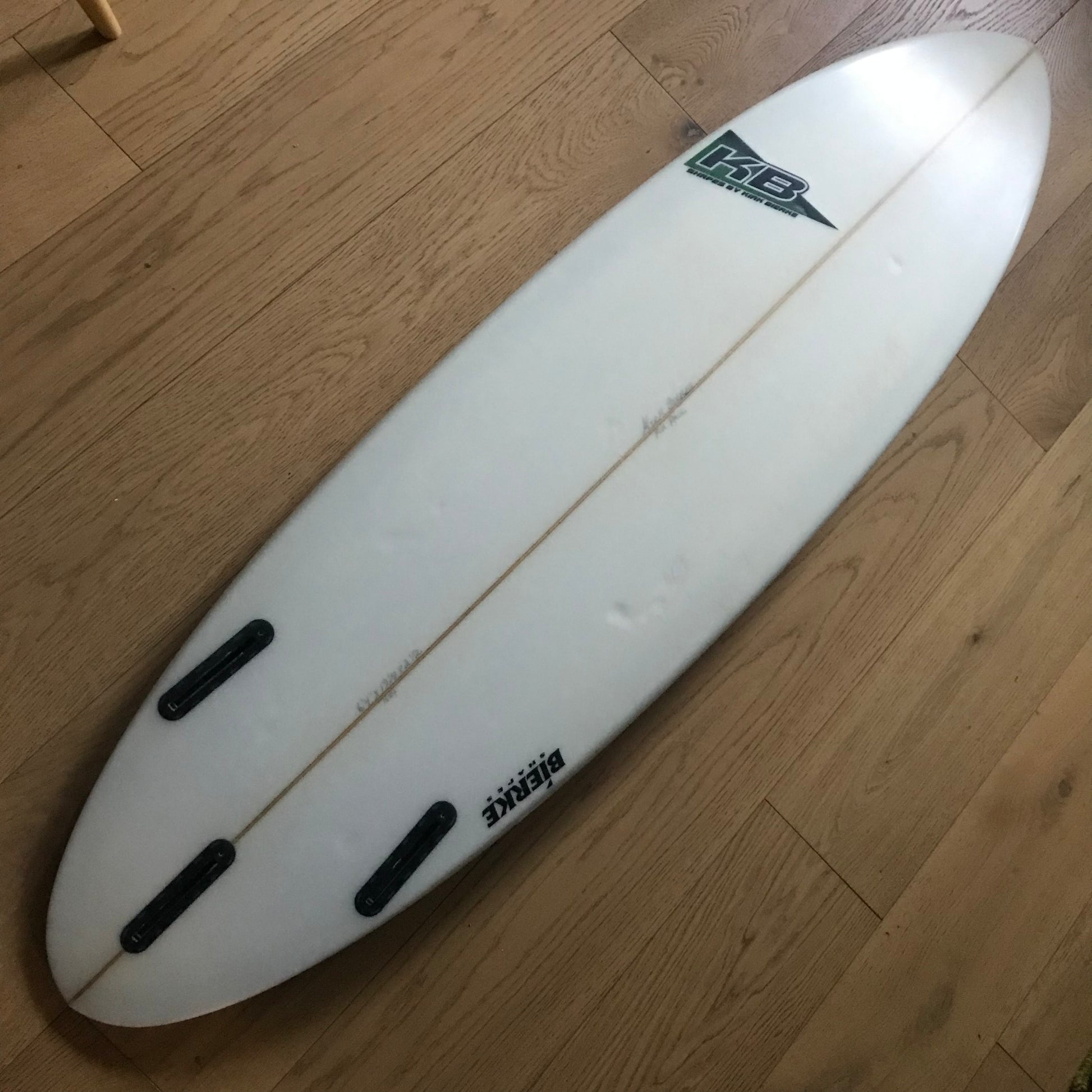 Kirk Bierke Step-Up 6'4" secondhand surfboard bottom view